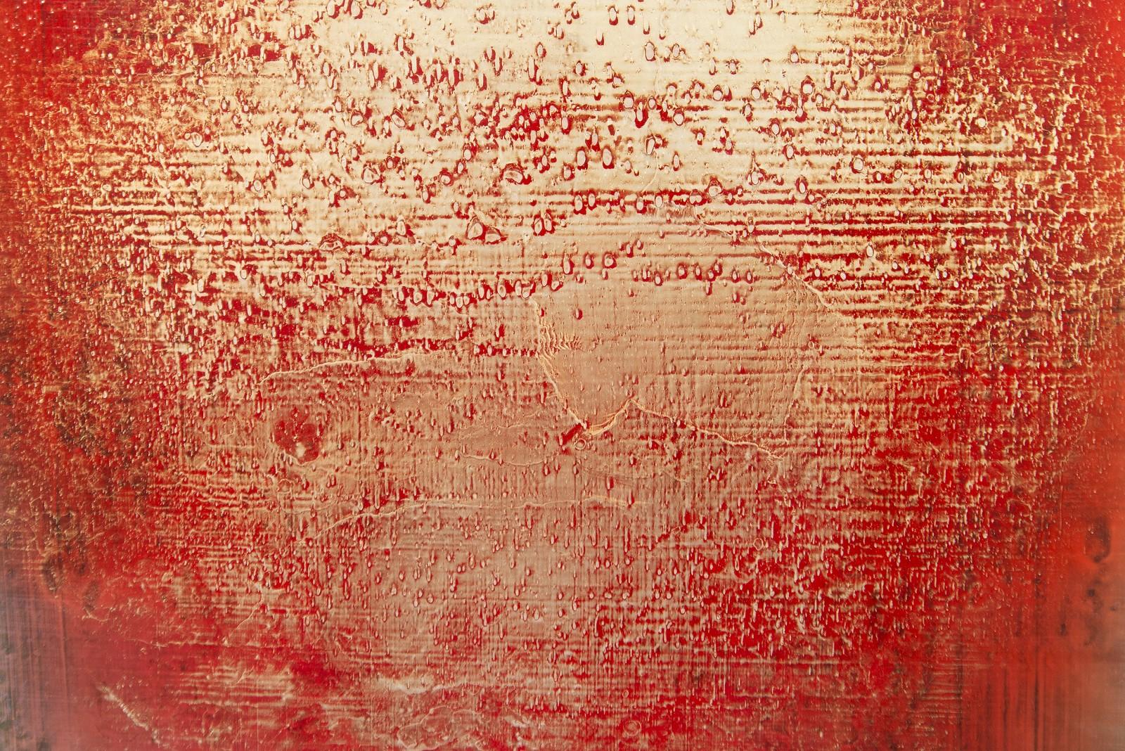 Dans cette nouvelle œuvre magnifique d'Alice Teichert, un symbole universel de l'amour - l'image des flammes semble exploser de la toile dans des teintes dorées sur un fond rouge, vert et bleu profond. L'écrivain américain Henry David Thoreau a
