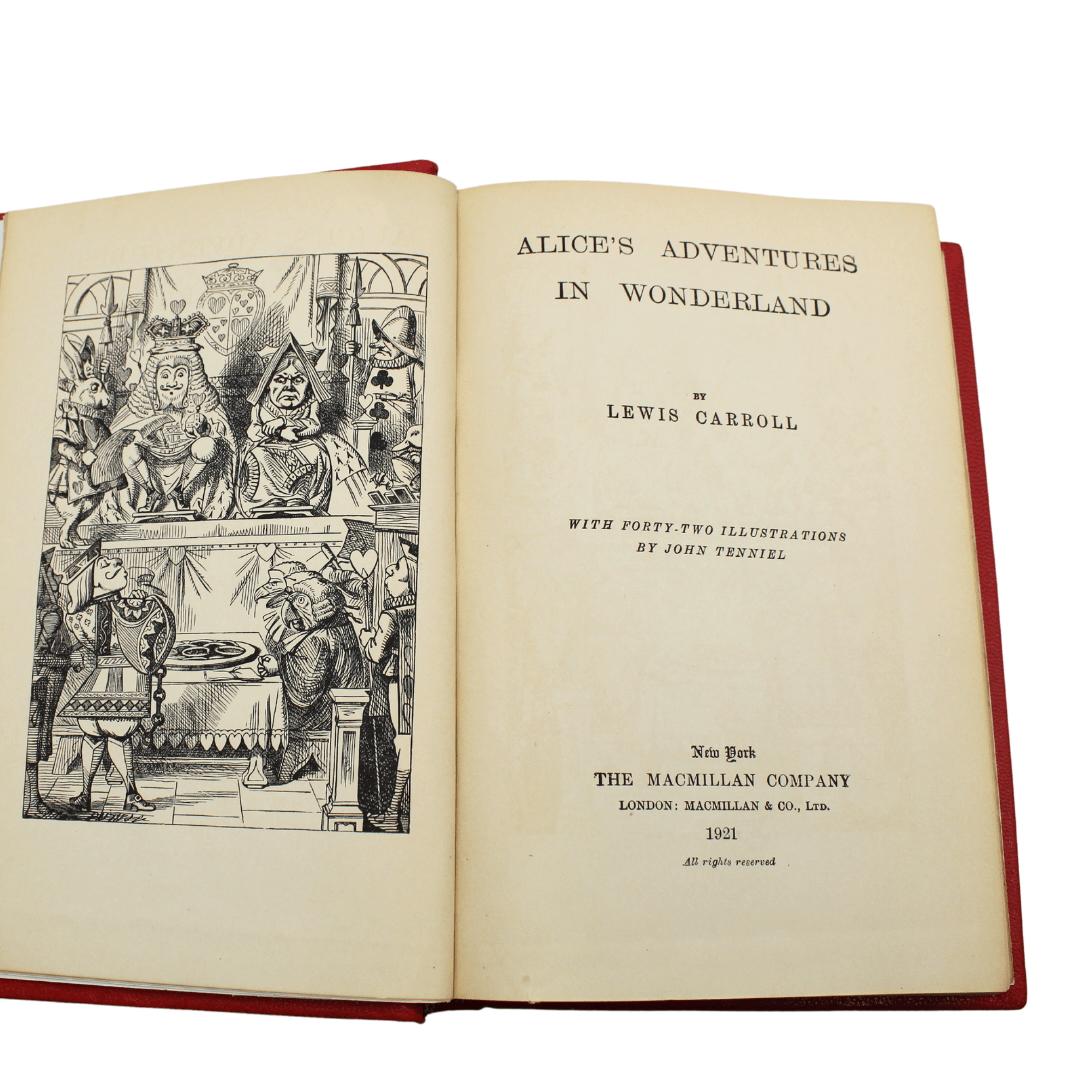 Cuir Les aventures d'Alice au pays des merveilles et à travers le regard de Lewis Carroll en vente