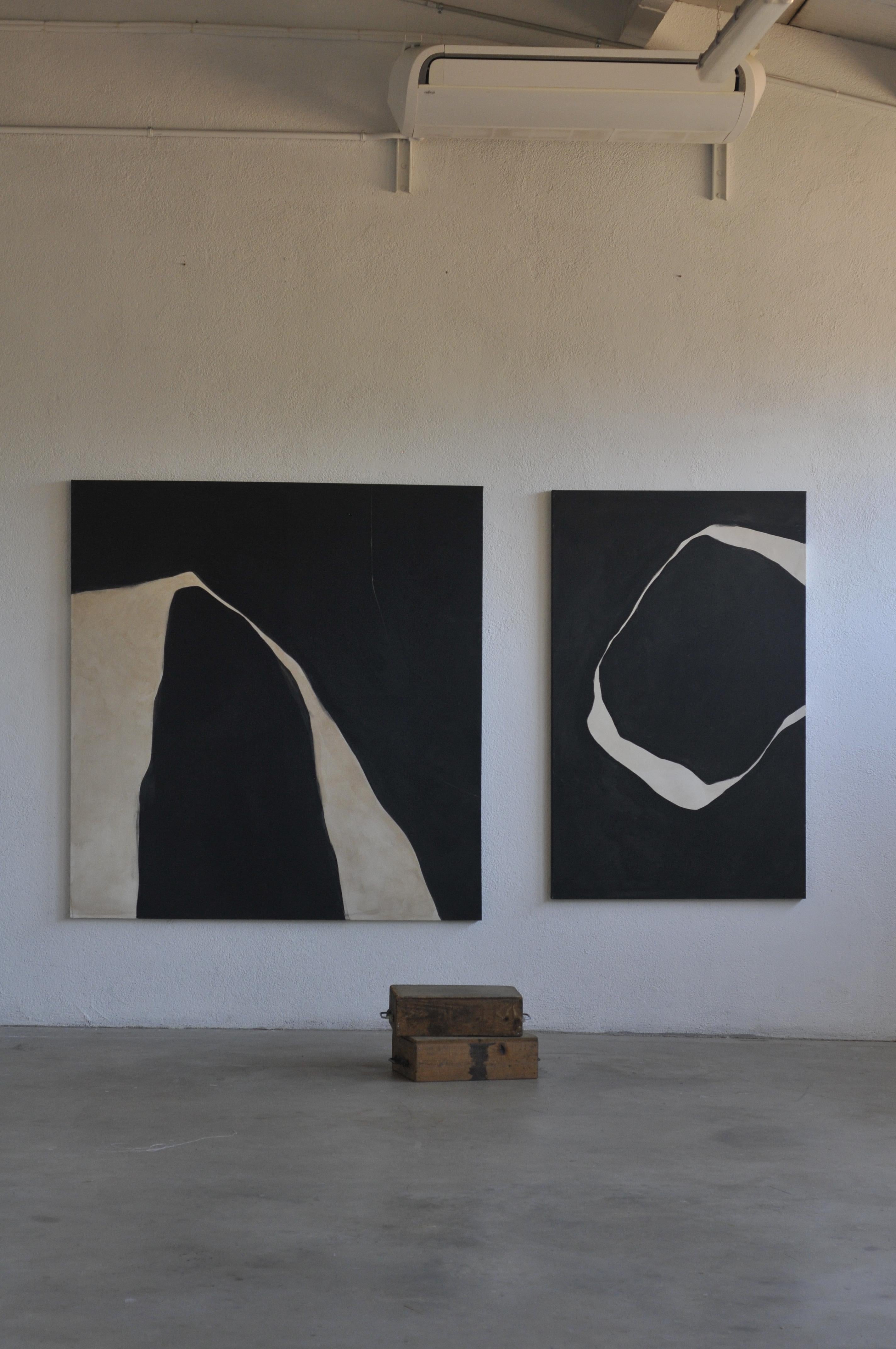 Minimalist Abstract Painting with Dark Linear Forms by Alicia Gimeno 2025 For Sale 6