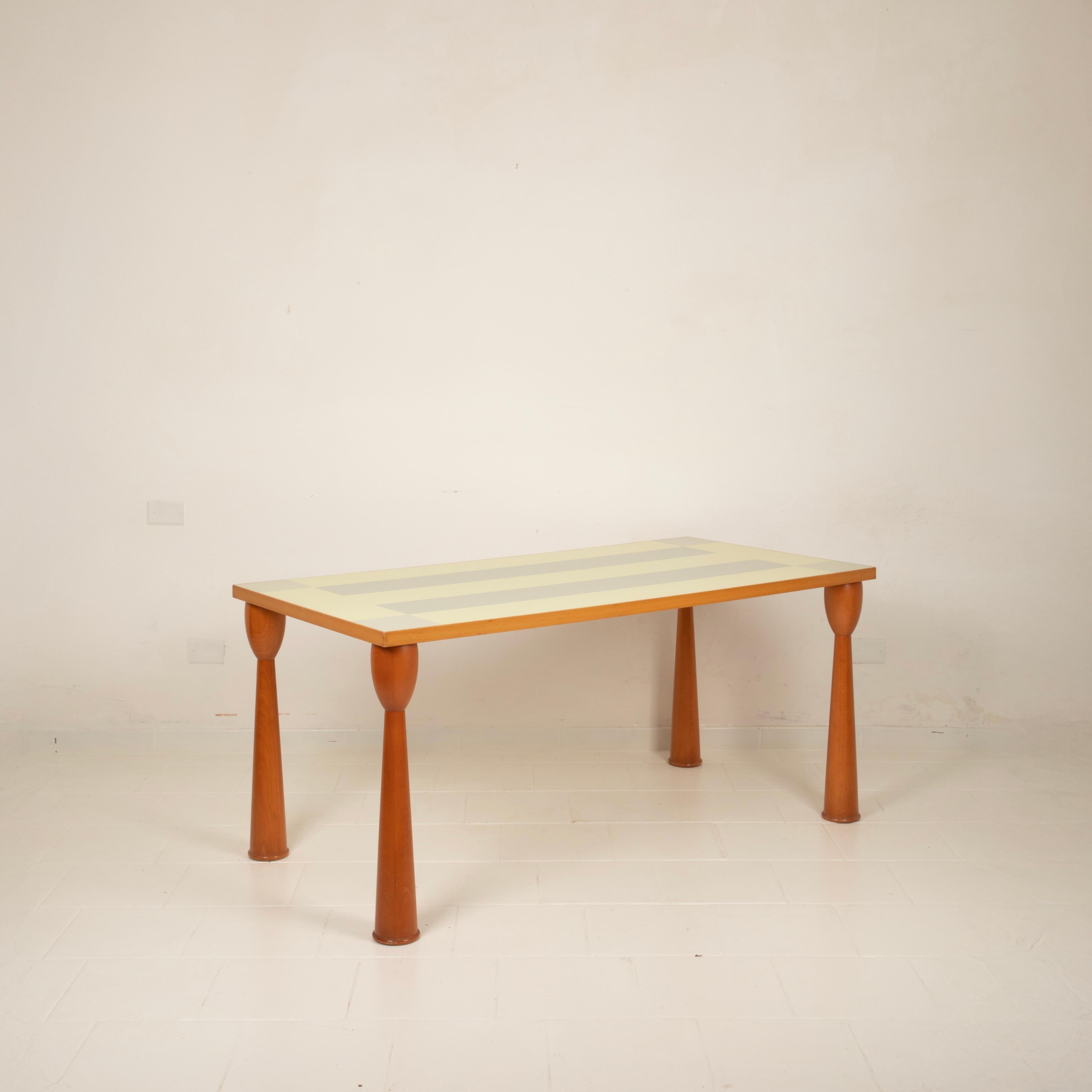 Alicudi Table by Ettore Sottsass for Zanotta In Good Condition For Sale In Conversano, IT