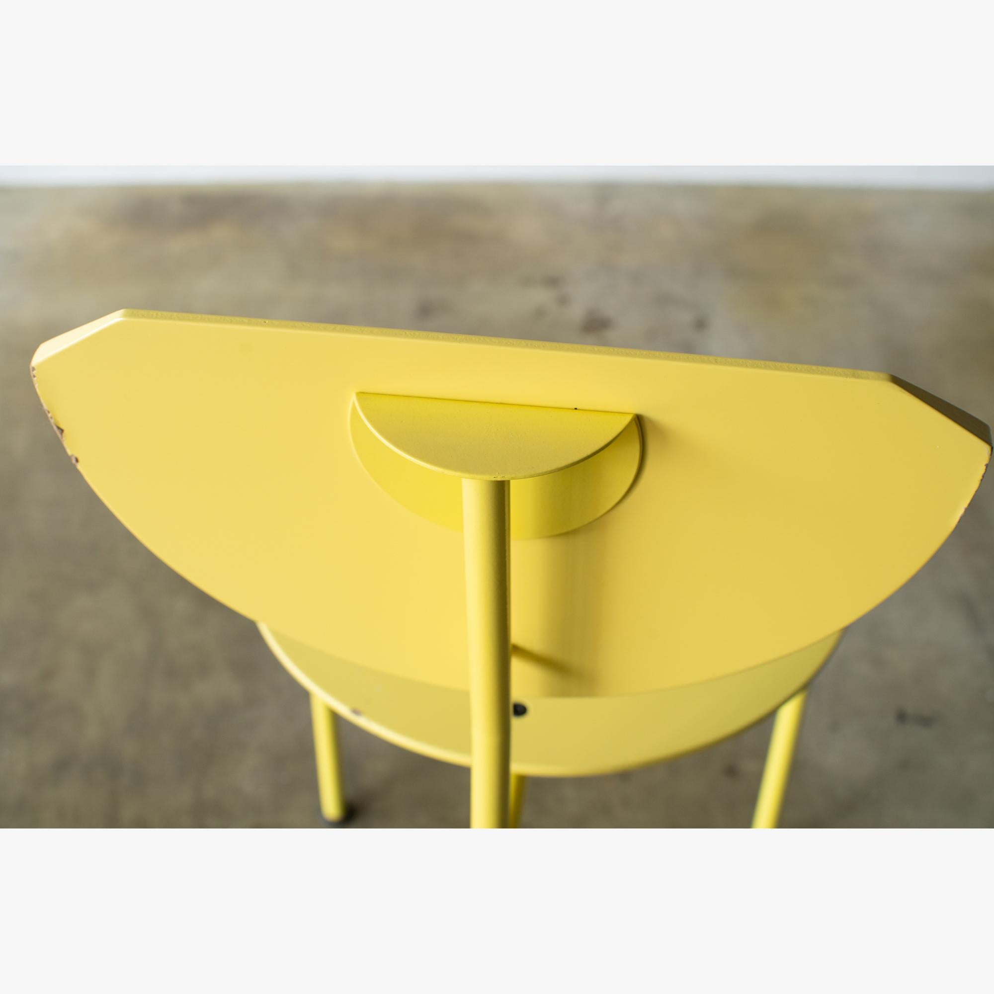 Late 20th Century Alien Chair Carlo Forcolini 1980s Design For Sale