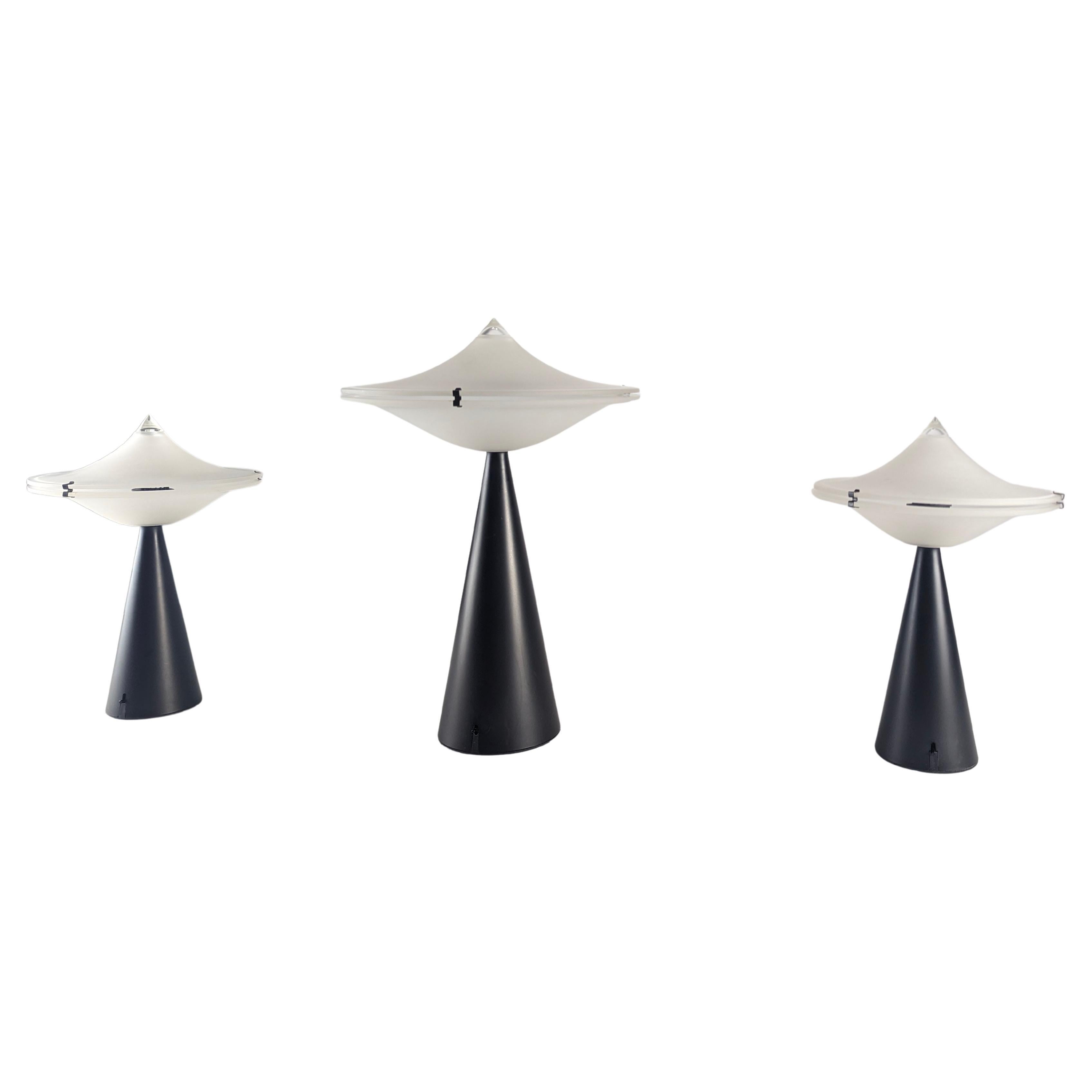 Alien Table lamp by Cesaro L. for Tre Ci/Luce, Italy 1970s Set of 3 For Sale