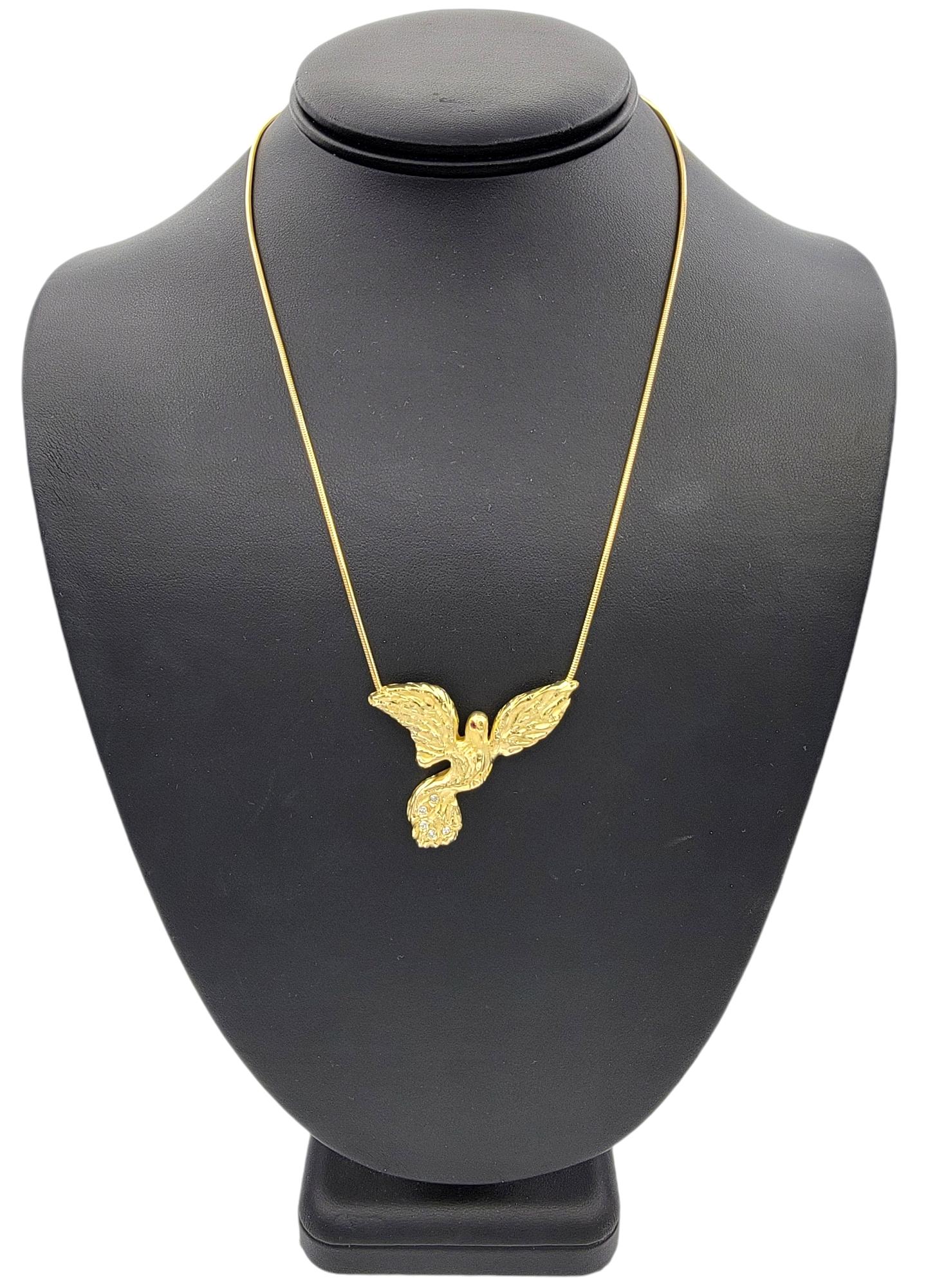Aligi Sassu Collier pendentif colomba de paix en or 18 carats en vente 3