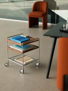 Chariot Alima NDS2 Chrome & Walnut de Note Design Studio pour &Tradition