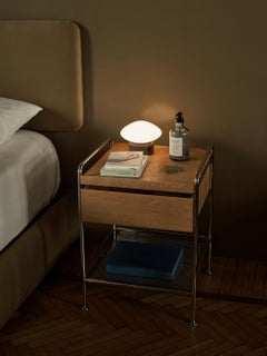 Tavolino Alima NDS3 in cromo e rovere di Note Design Studio per &Tradition