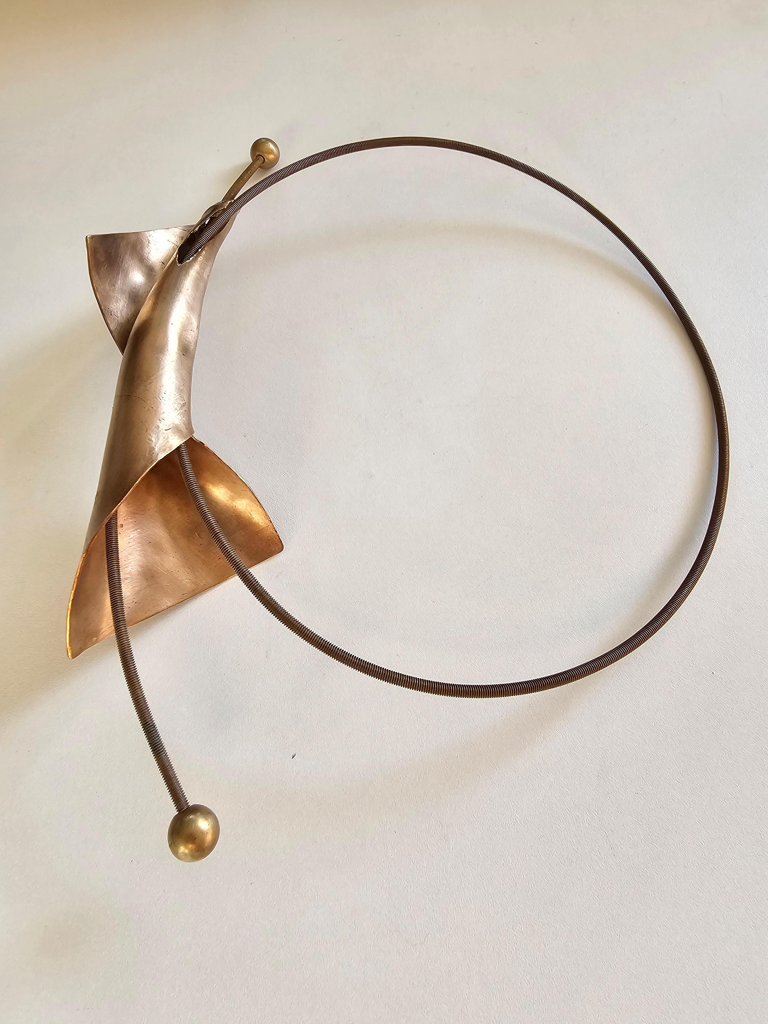 Alina Alamorean Full Moon Sculptural Contemporary Statement Necklace Bronze In New Condition For Sale In Fresnes, IDF
