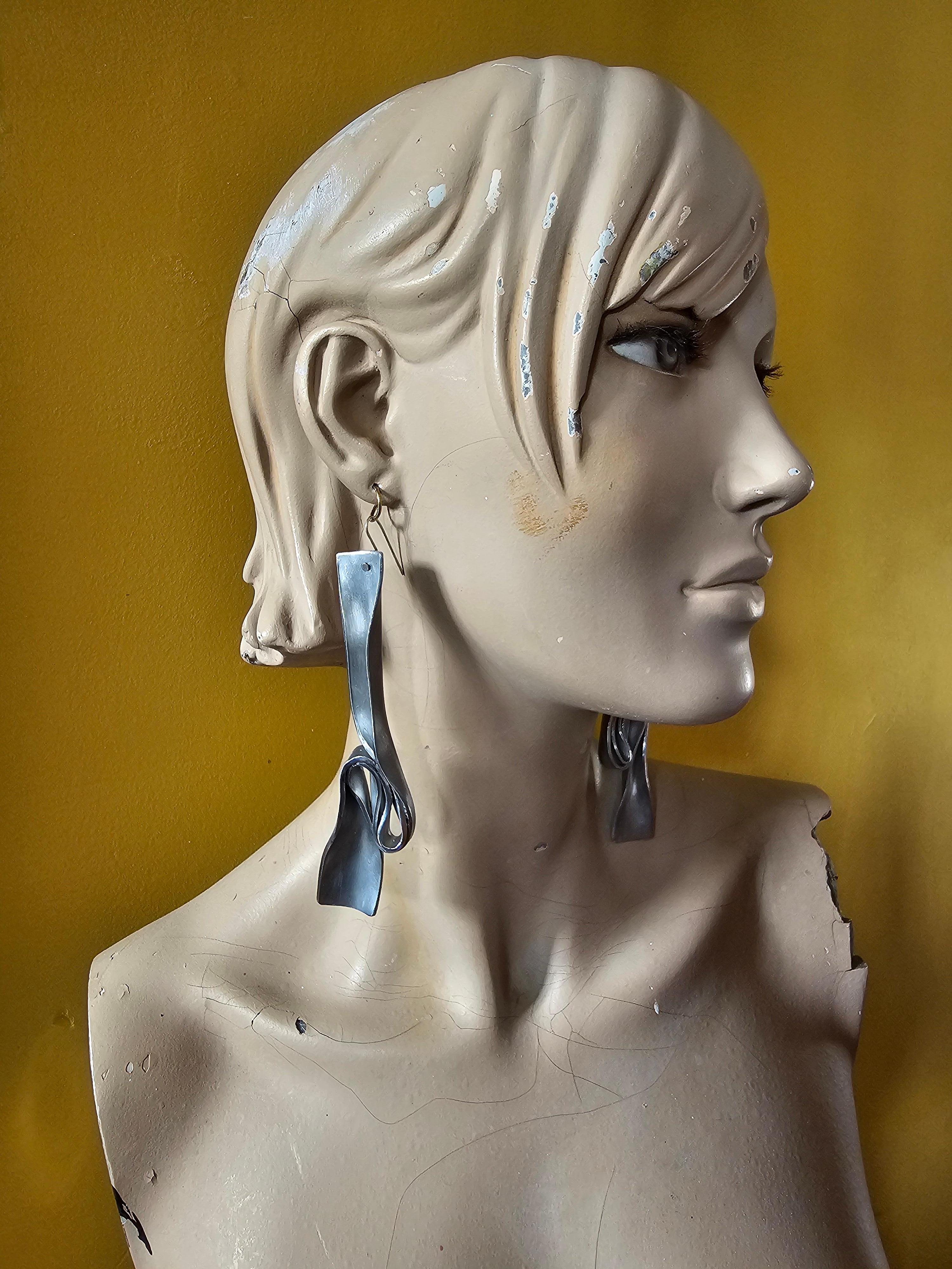 Alina Alamorean Long Comma Sculptural Contemporary Statement Earrings Aluminium For Sale 1