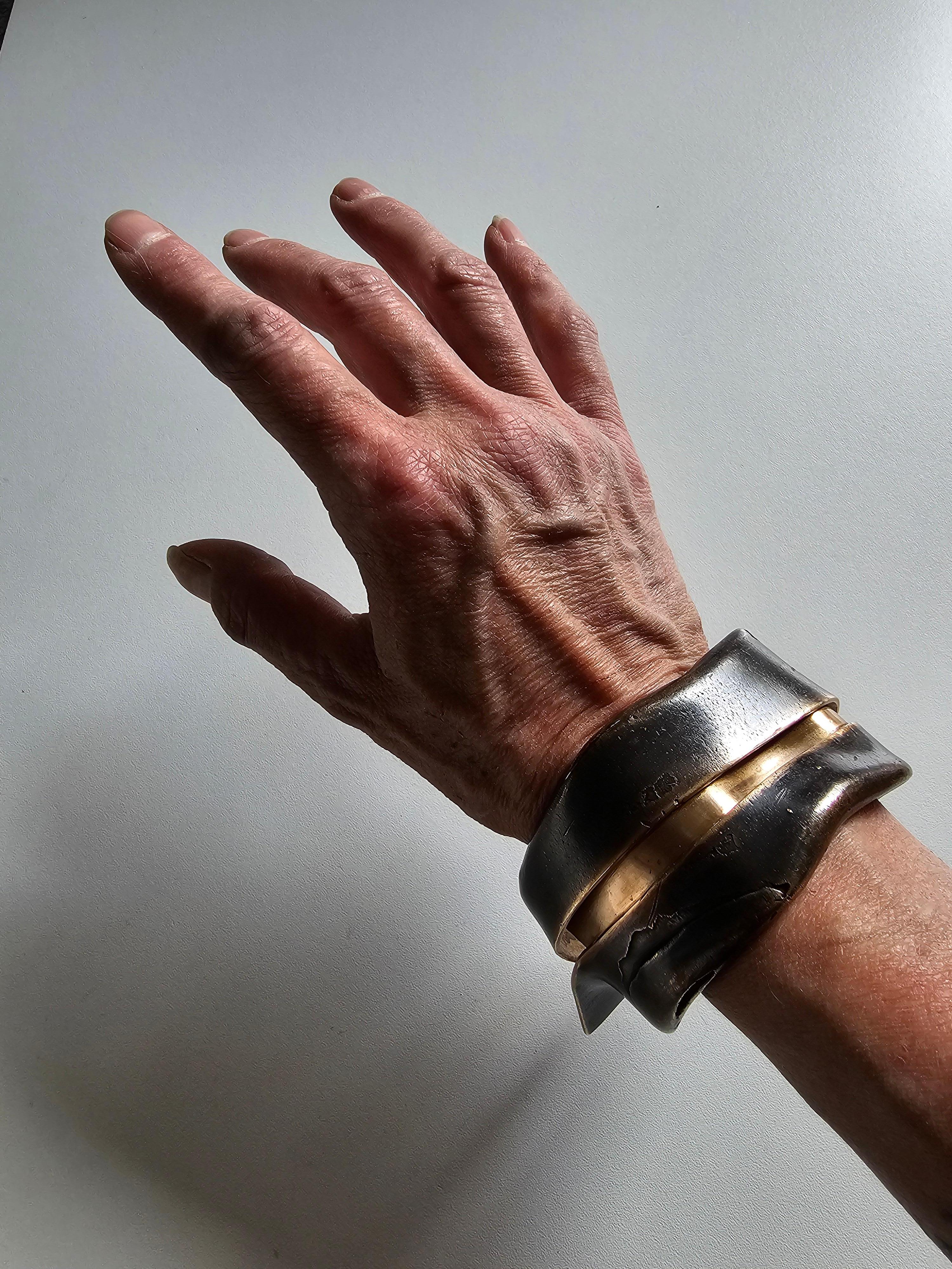 Alina Alamorean Pleats Contemporary Statement Cuff Bracelet Black Bronze For Sale 7