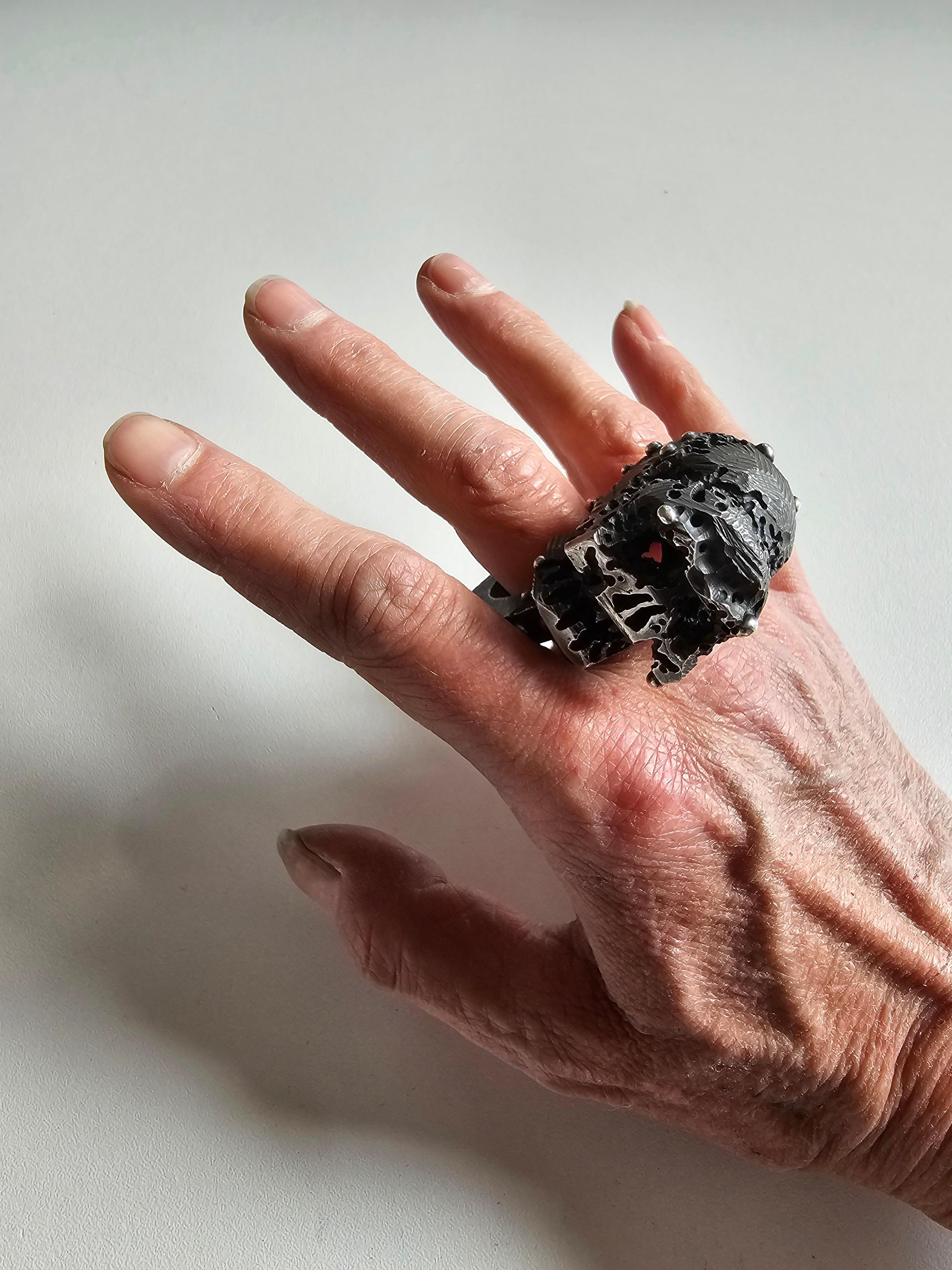 Alina Alamorean Skull Sculpted Contemporary Statement Ring Black Silver For Sale 9