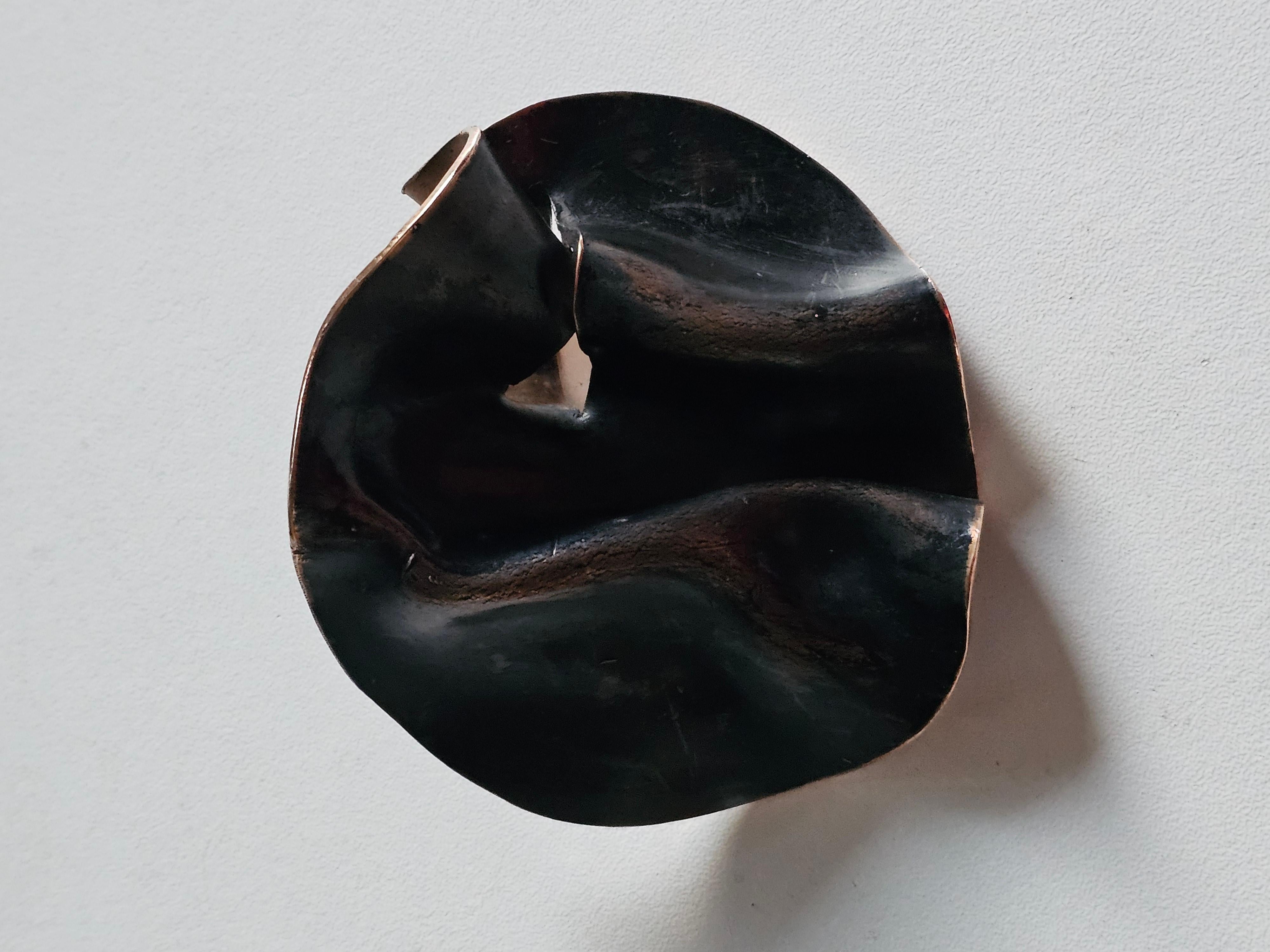 Alina Alamorean Veins of Love Sculptural Contemporary Ring Black Bronze In New Condition For Sale In Fresnes, IDF