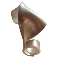 Alina Alamorean Blanco Ondulado Anillo Escultural Contemporáneo Altuglass