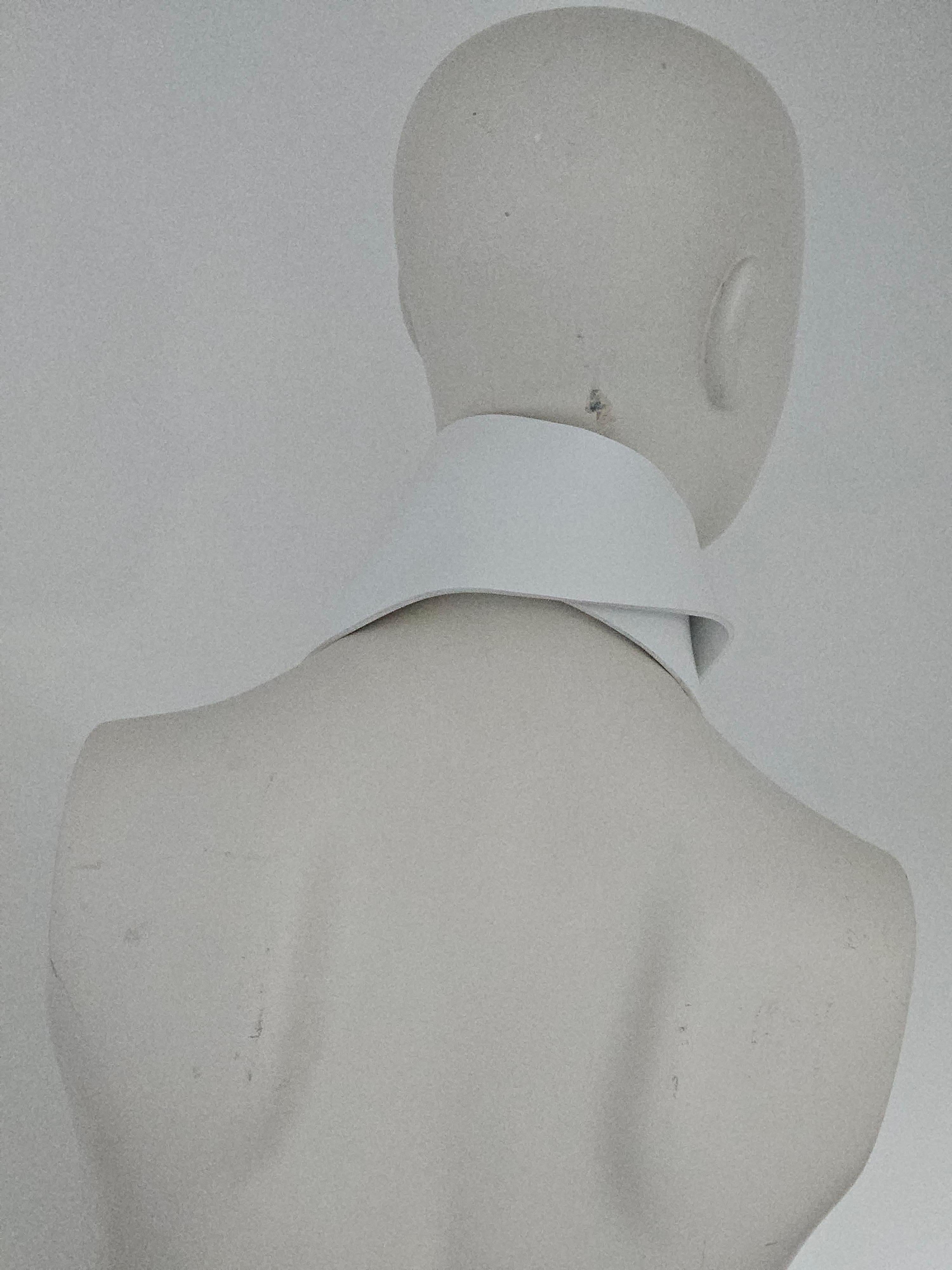 Alina Alamorean White Sculptural Contemporary Statement Set Collare Altuglass in vendita 10