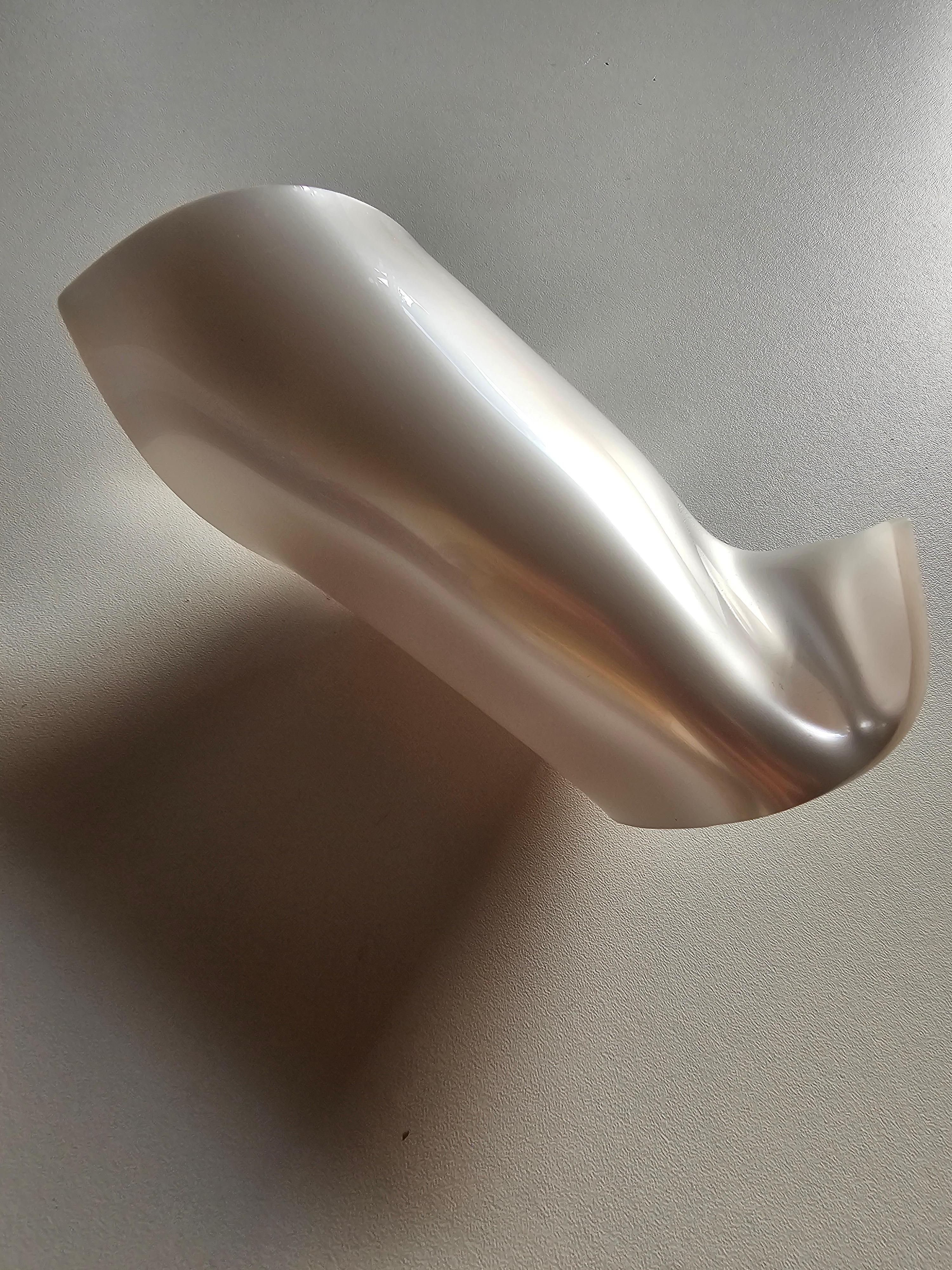 Polsino Alina Alamorean Bianco Quadrato Scultoreo Contemporaneo Altuglass In condizioni Nuovo in vendita a Fresnes, IDF
