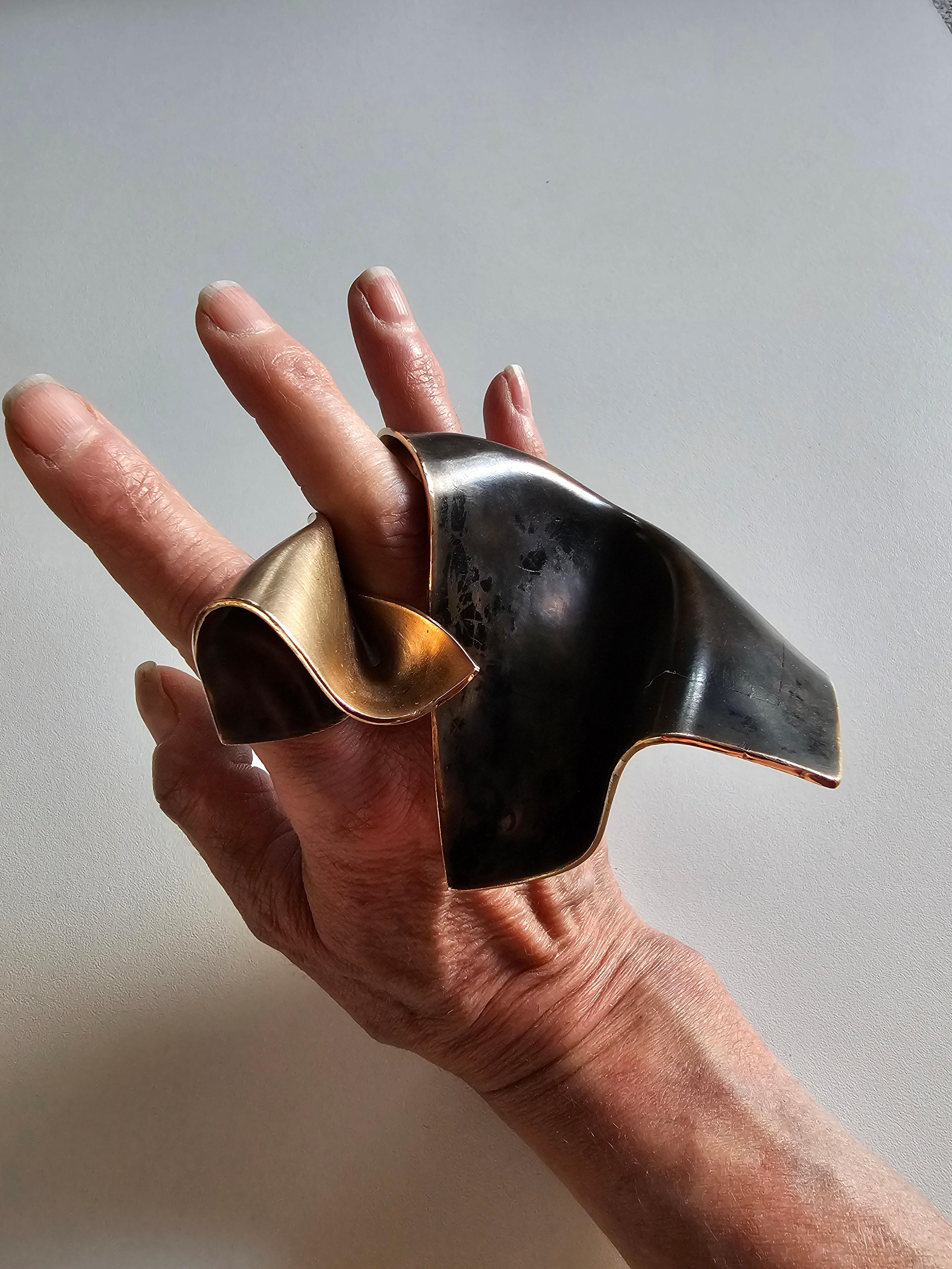 Alina Alamorean Big Wind Sculptural Contemporary Statement Ring Black Bronze For Sale 7