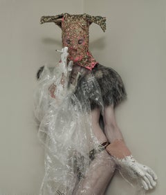 "Diva Diabolica" Fotografie 47" x 40" Zoll Edition 2/3 von Alina Karo