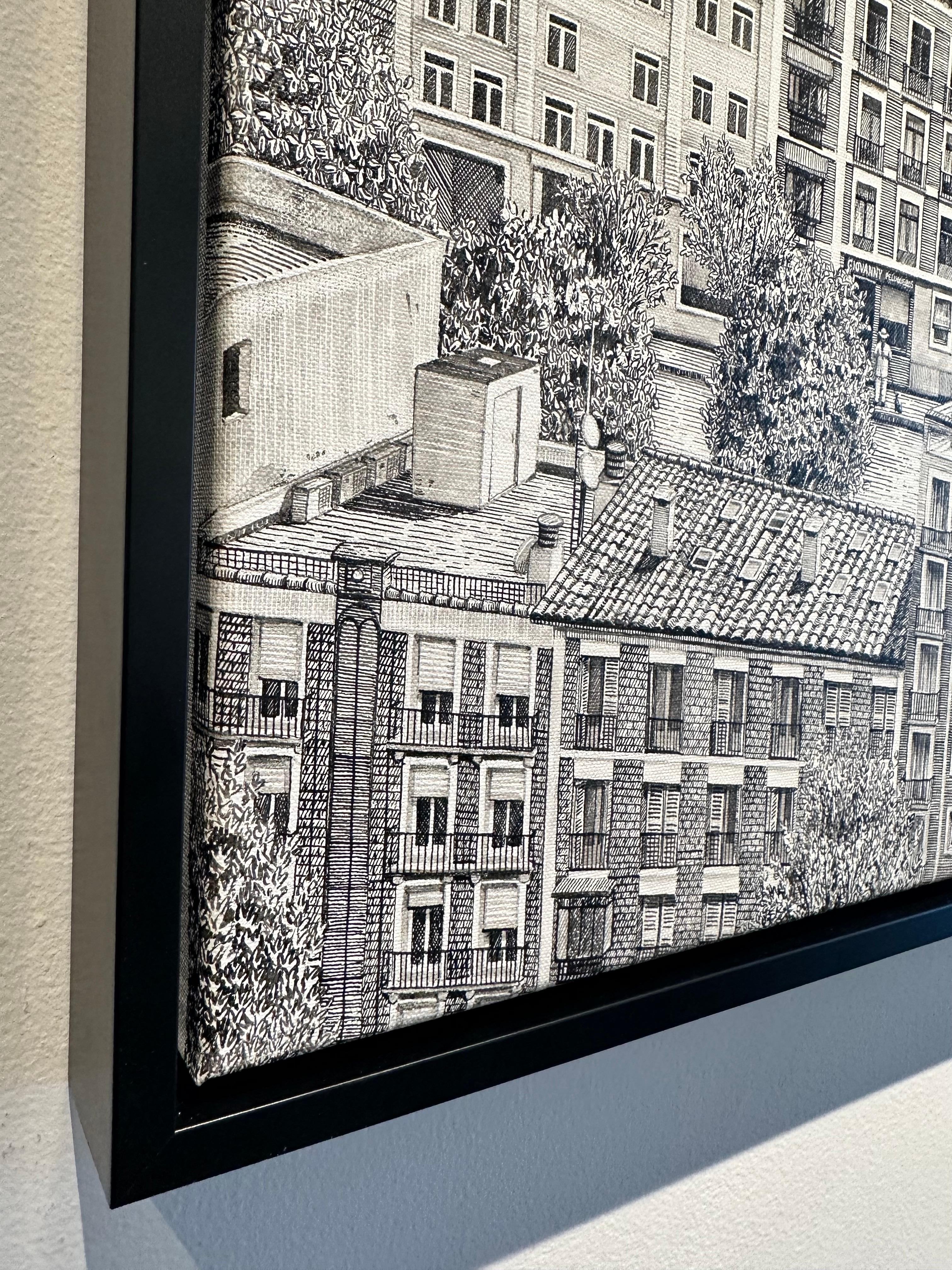 Madrid Centro - zeitgenössische detaillierte Tusche und Pinsel auf Leinwand, schwarz-weiß im Angebot 1