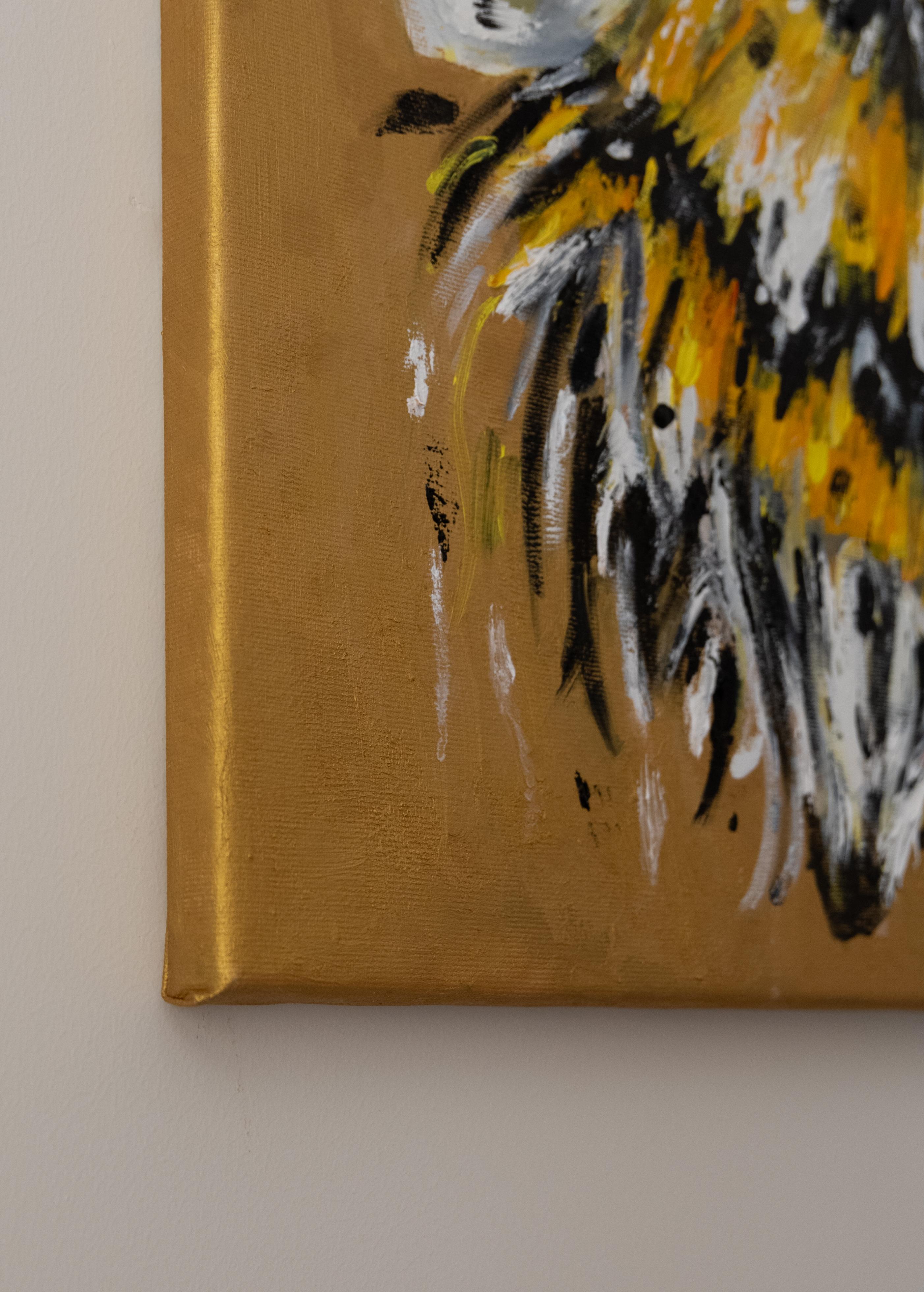 Bee . Originalgemälde (Braun), Animal Painting, von Alina O'Dwyer