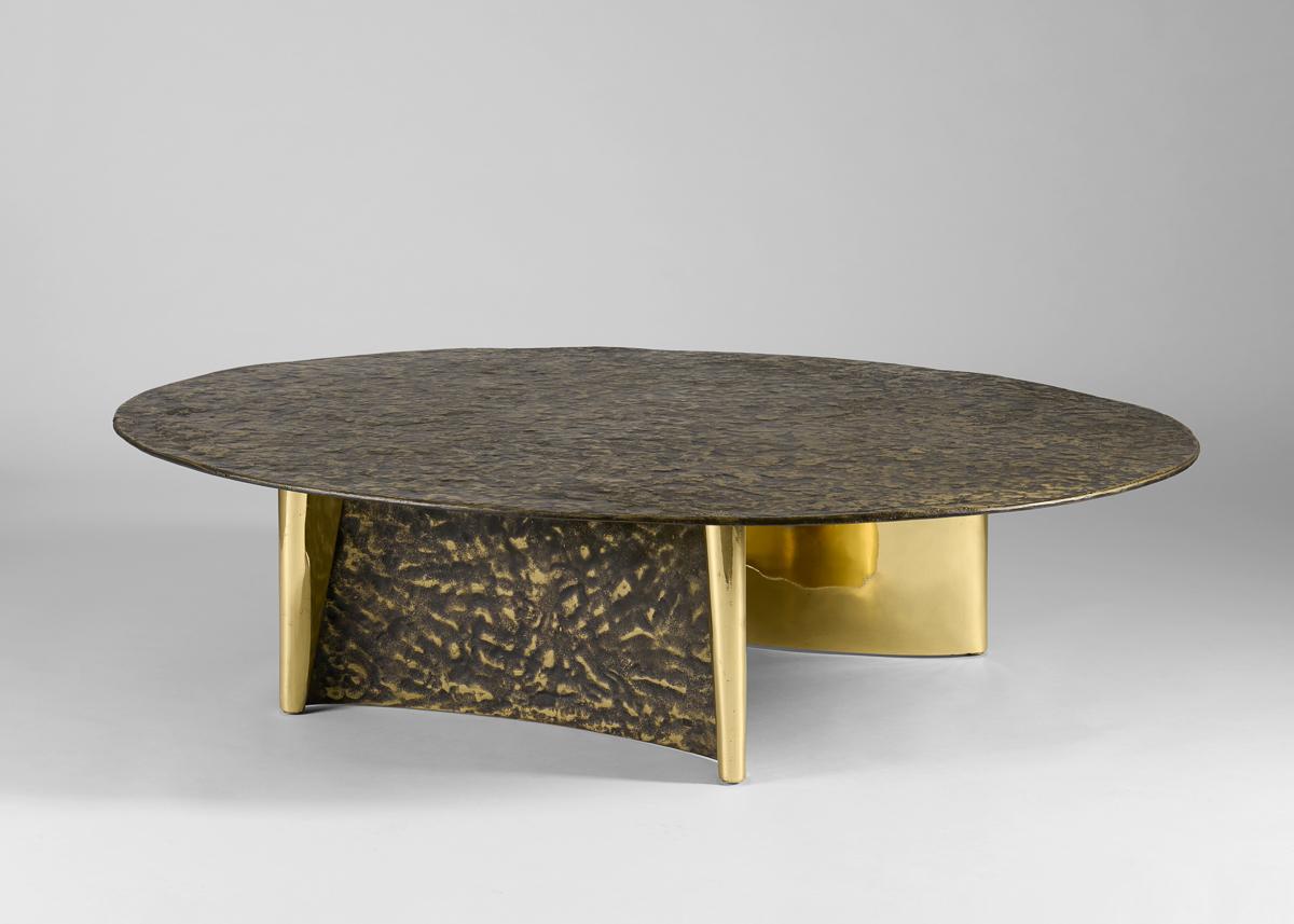 Bronze Aline Hazarian, Anahit Grande table basse ovale, bronze, Liban, 2017 en vente
