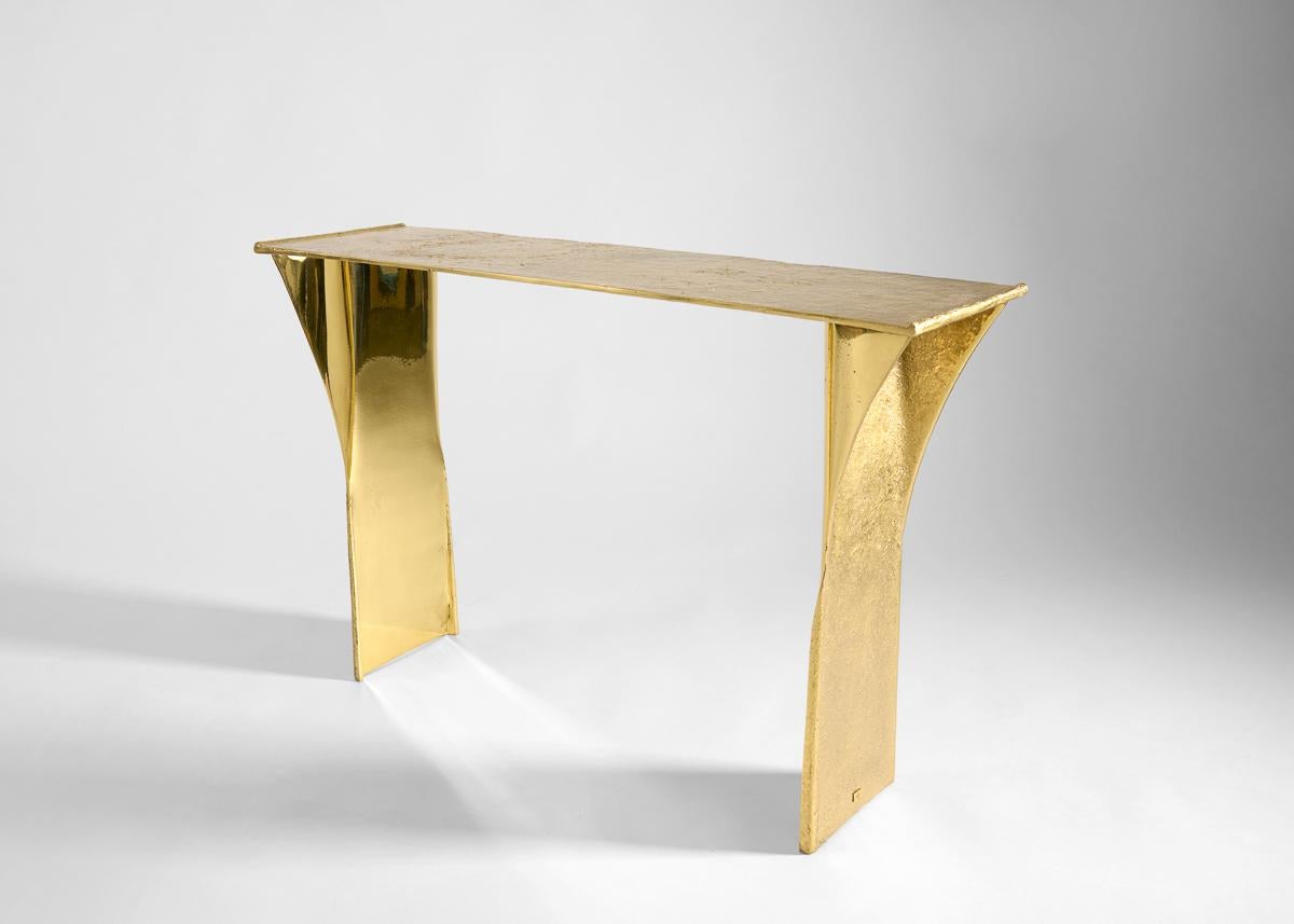 Libanese Aline Hazarian, Aramaz, tavolo consolle contemporaneo, bronzo, Libano, 2016 in vendita