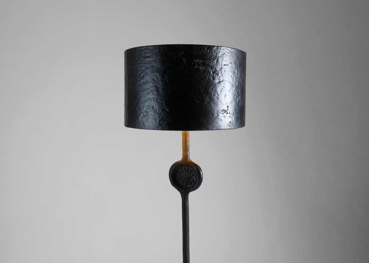 Patiné Aline Hazarian, « Arev » lampadaire contemporain, bronze, Liban, 2021 en vente