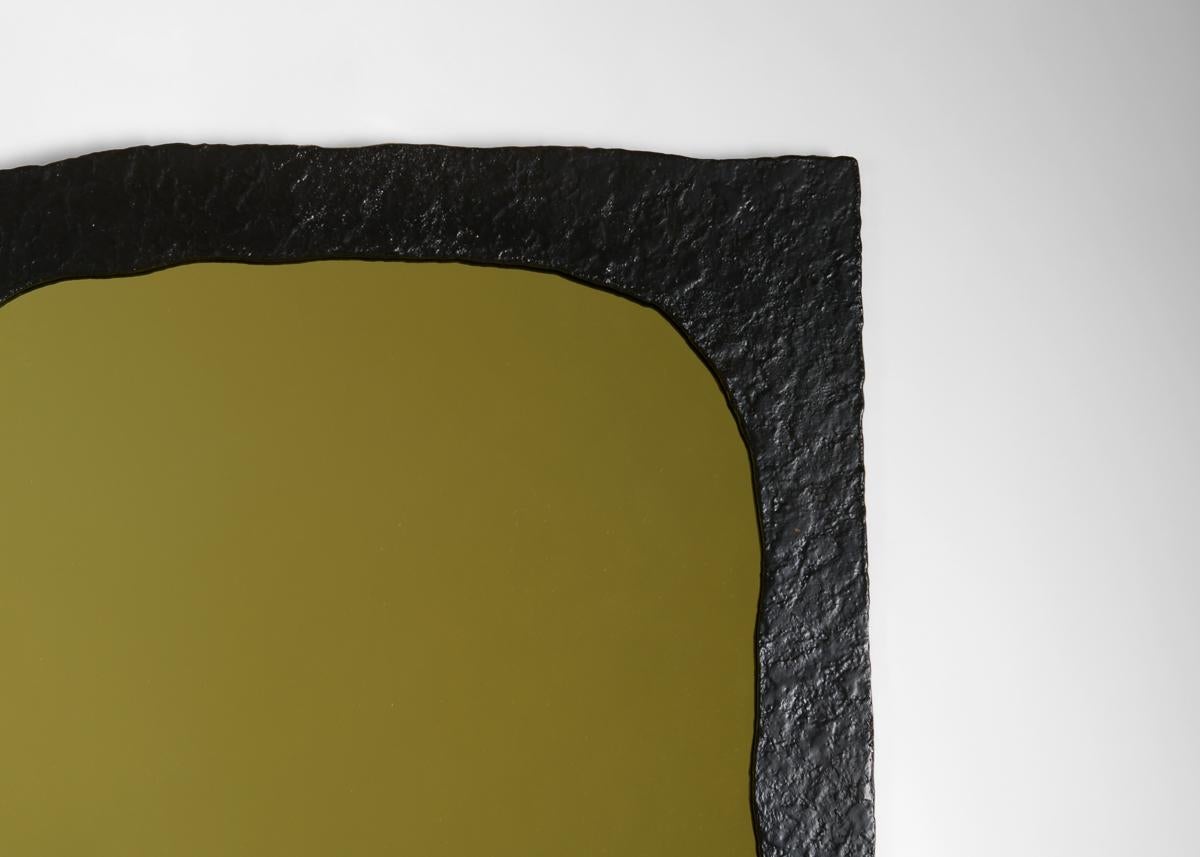Aline Hazarian, Contemporary Mirror, Bronze & Messing, Libanon, 2023 im Zustand „Hervorragend“ im Angebot in New York, NY