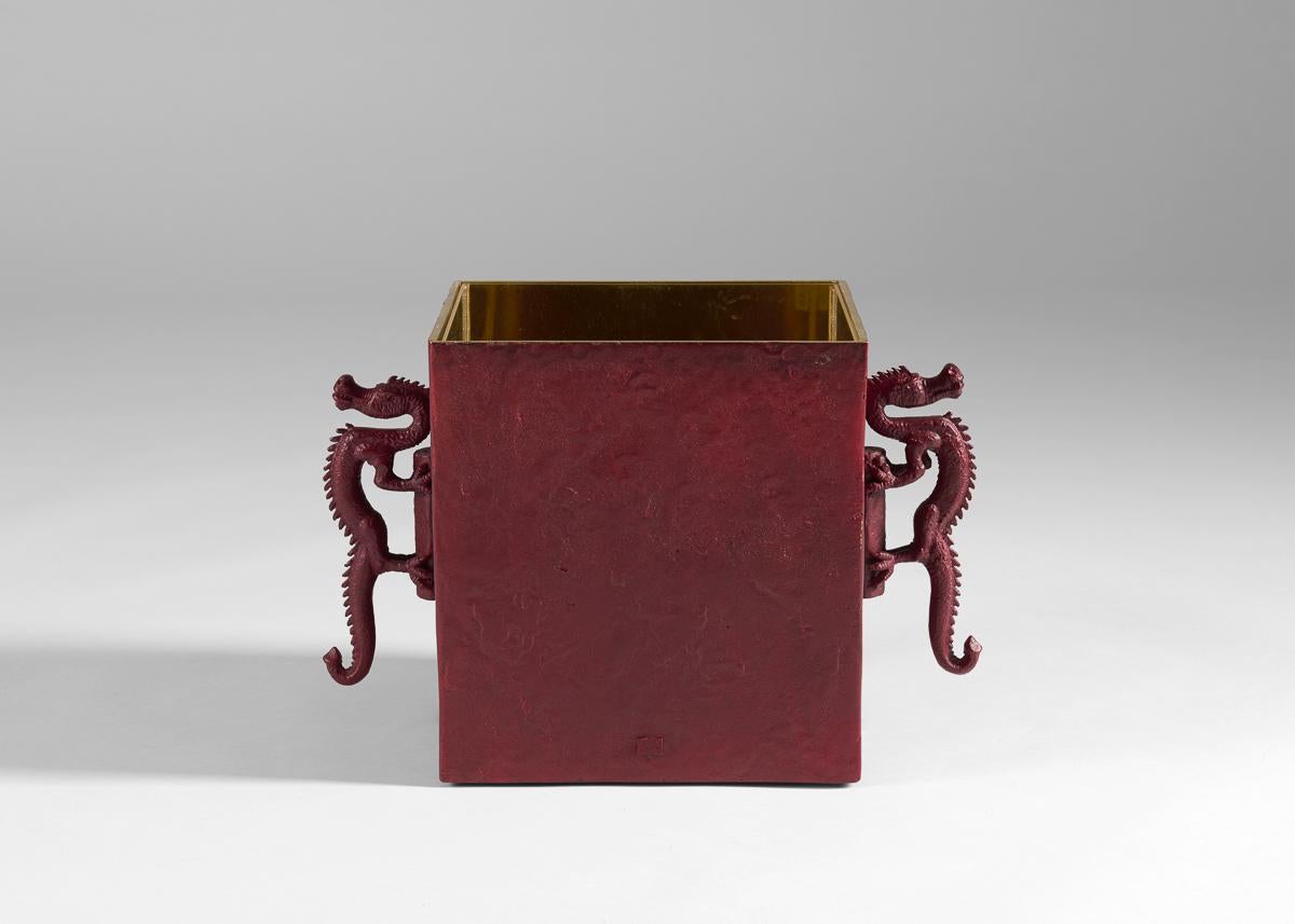 Aline Hazarian, Drag - Rojo, Jarrón contemporáneo, Líbano, 2017 en Bueno estado para la venta en New York, NY