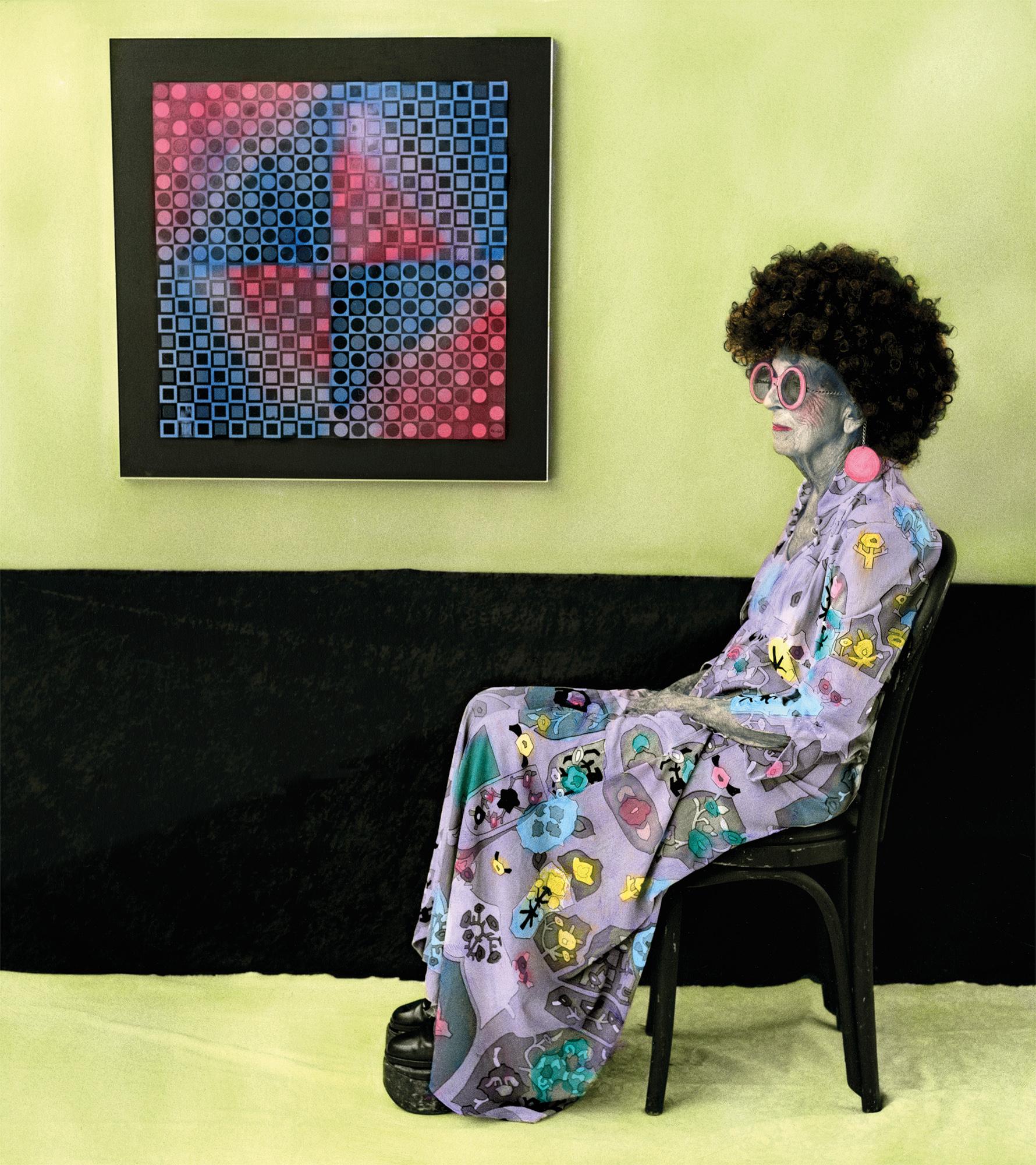 Arrangement en vert et noir #12, série Portrait de la mère du photographe