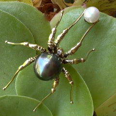 Alishan 18K Gold Spider Brooch with Tahitian & Akoya Pearls with Diamond Accent