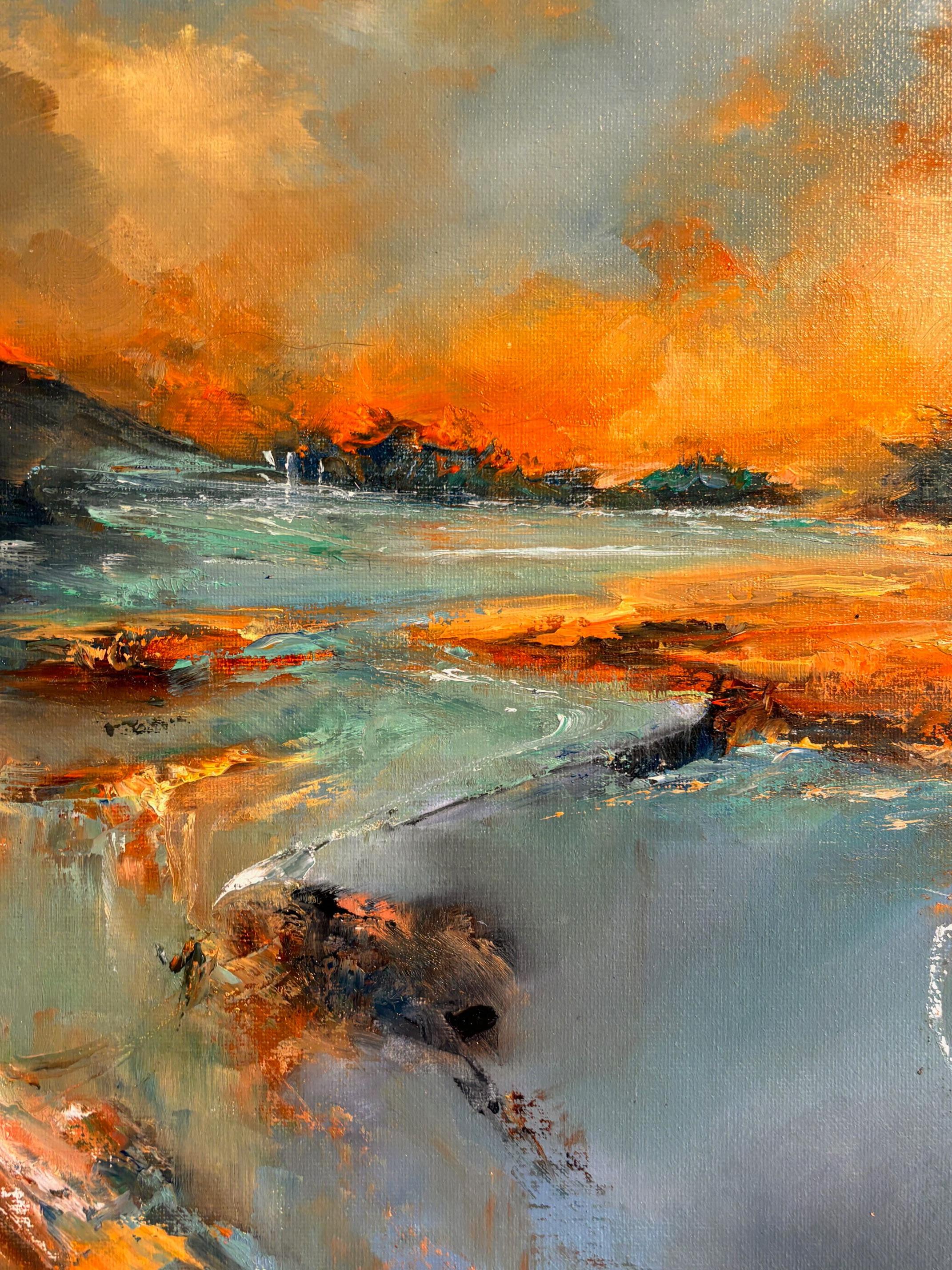 Embers Tide - Abstraktes Landschaftsgemälde in Öl - zeitgenössisches Kunstwerk (Grau), Landscape Painting, von Alison Johnson