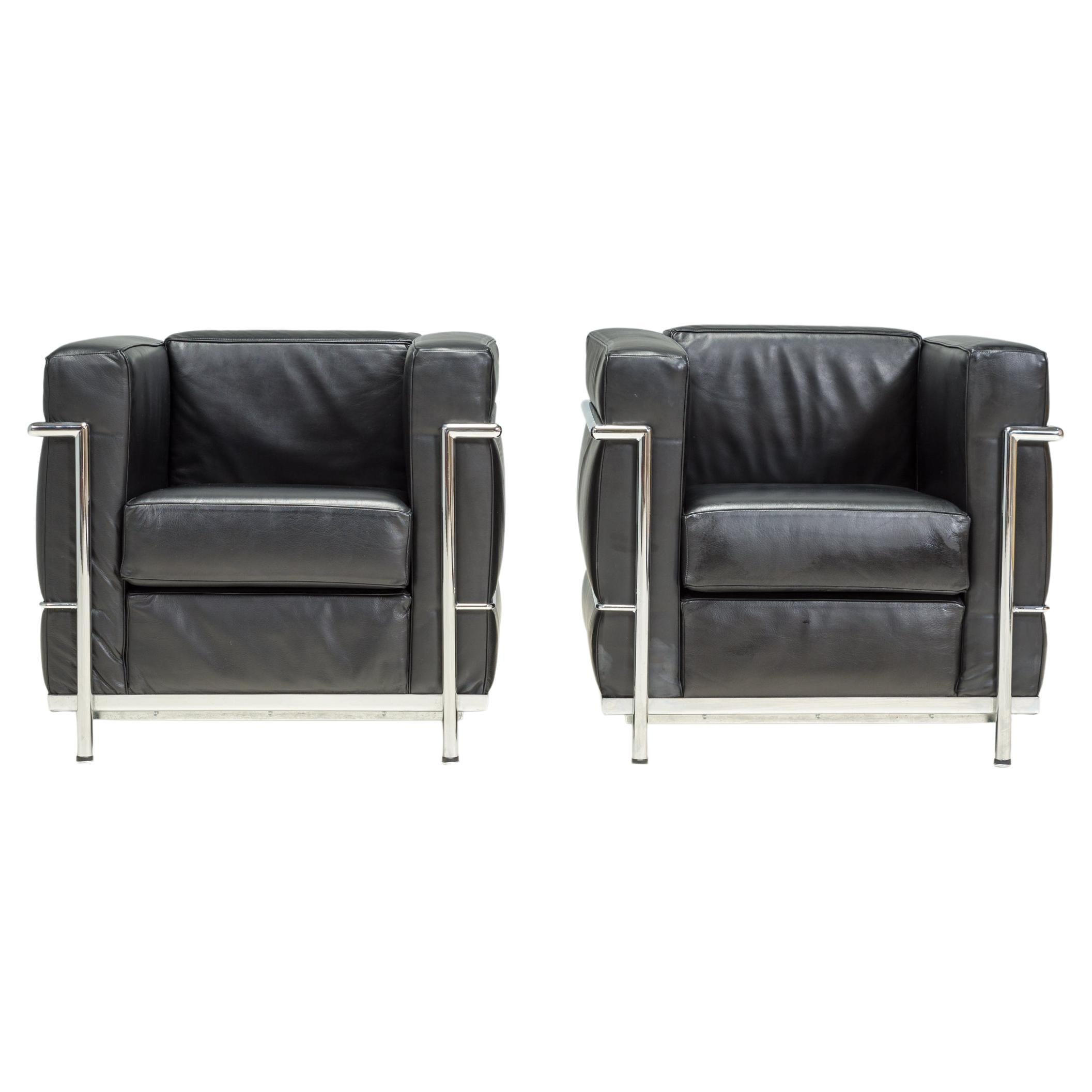 Le Corbusier by Alivar LC2 Black Leather Armchairs, Set of 2