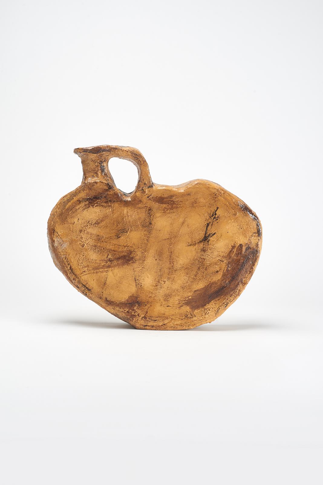 Alka vase by Willem Van Hooff
Dimensions: W 38 x H 28 cm
Materials: Earthenware, ceramic, pigments and glaze

Willem van Hooff is a designer based in Eindhoven.
He is a driven builder, were he likes to see design as his tool to express a