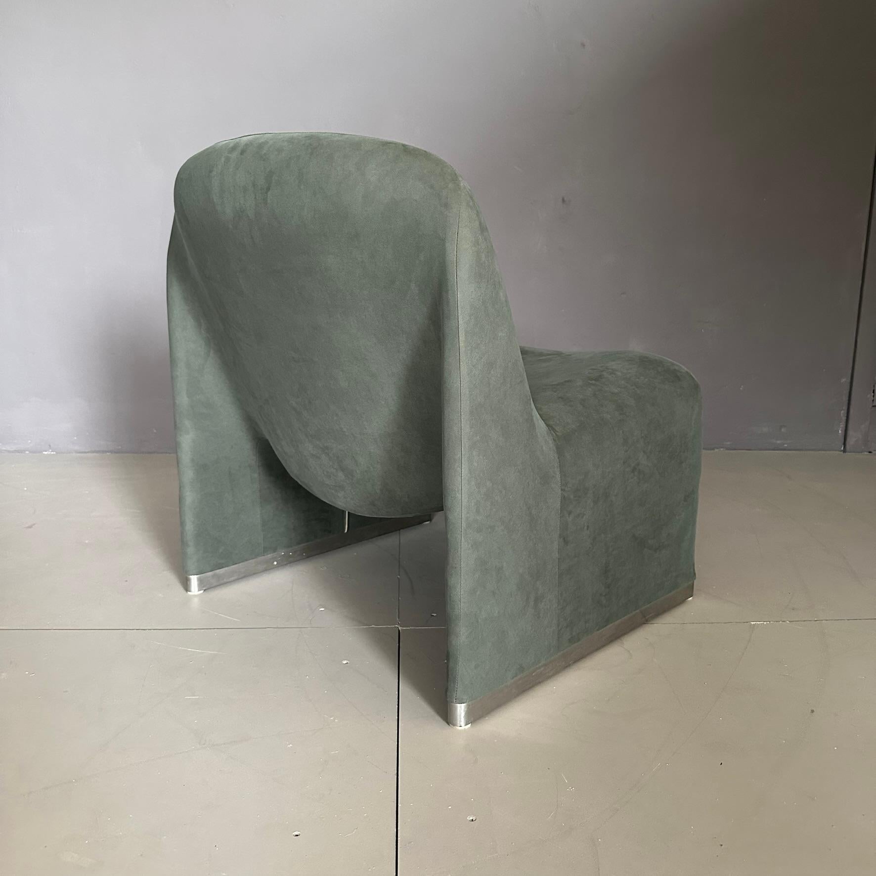 Late 20th Century  ALKI armchair, design by Giancarlo Piretti for Anonima Castelli, 1970s For Sale