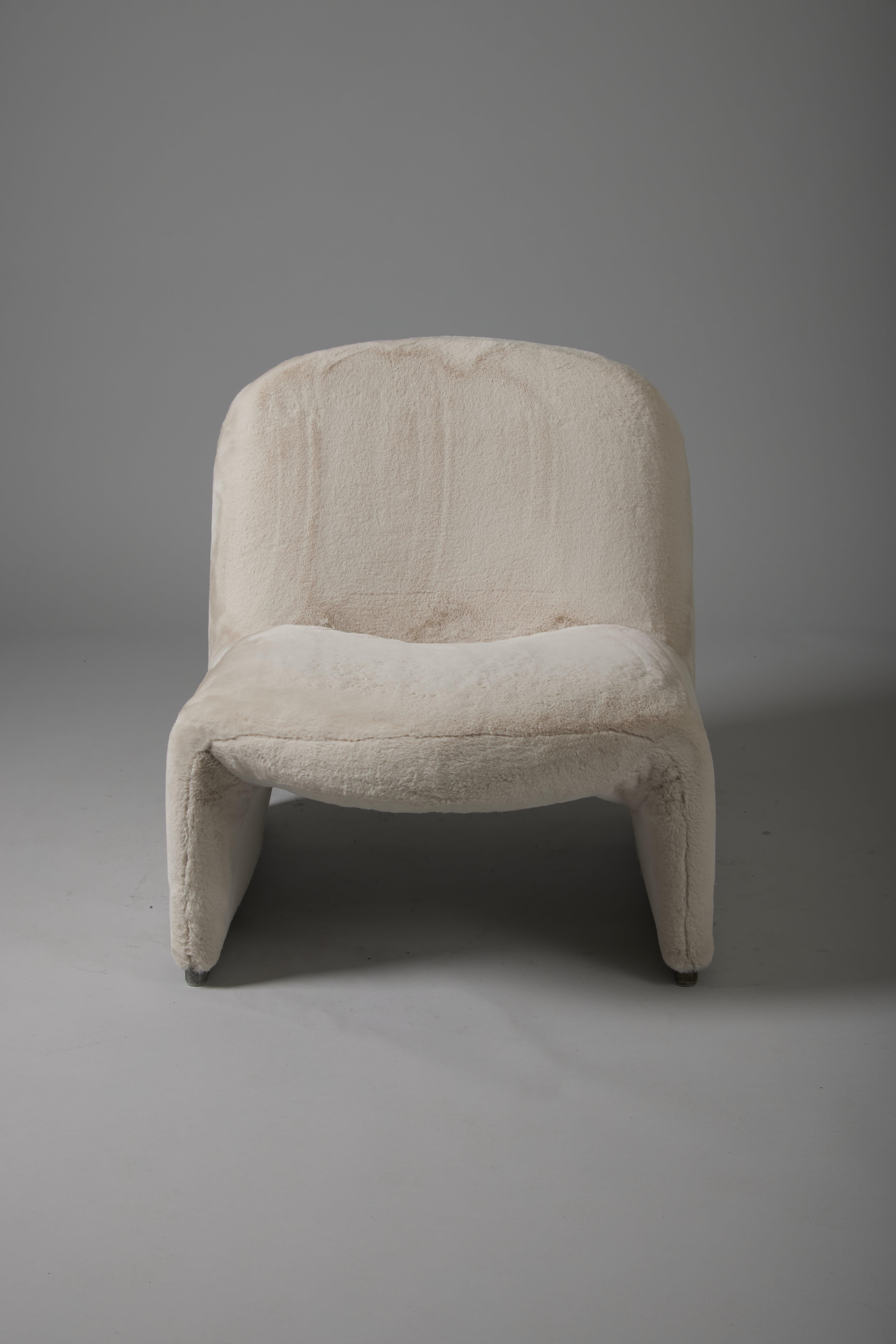 Alky Armchair by Giancarlo Piretti In Excellent Condition For Sale In PARIS, FR
