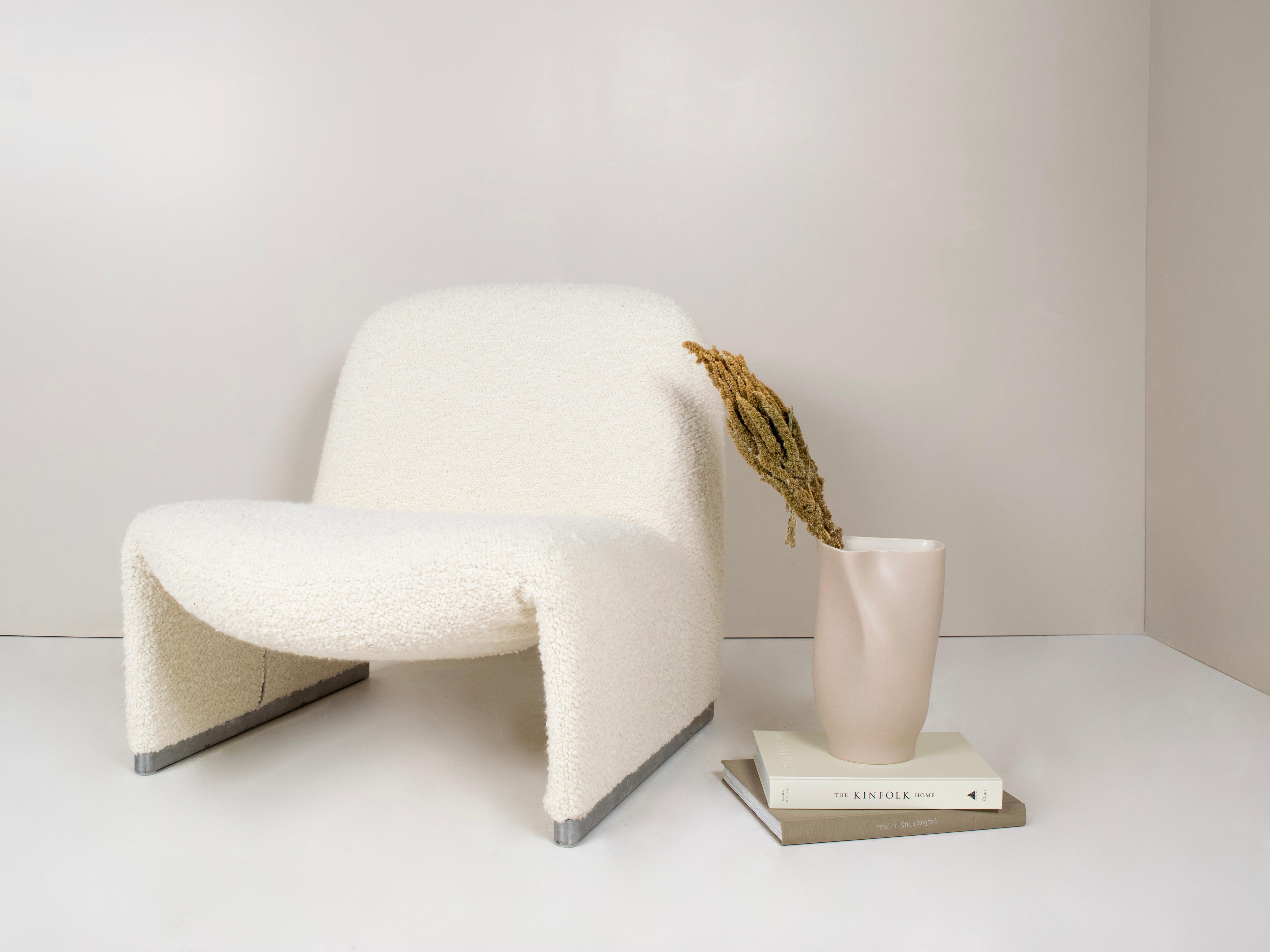 Late 20th Century Alky Chair by Giancarlo Piretti for Artifort in Bouclé Fabric