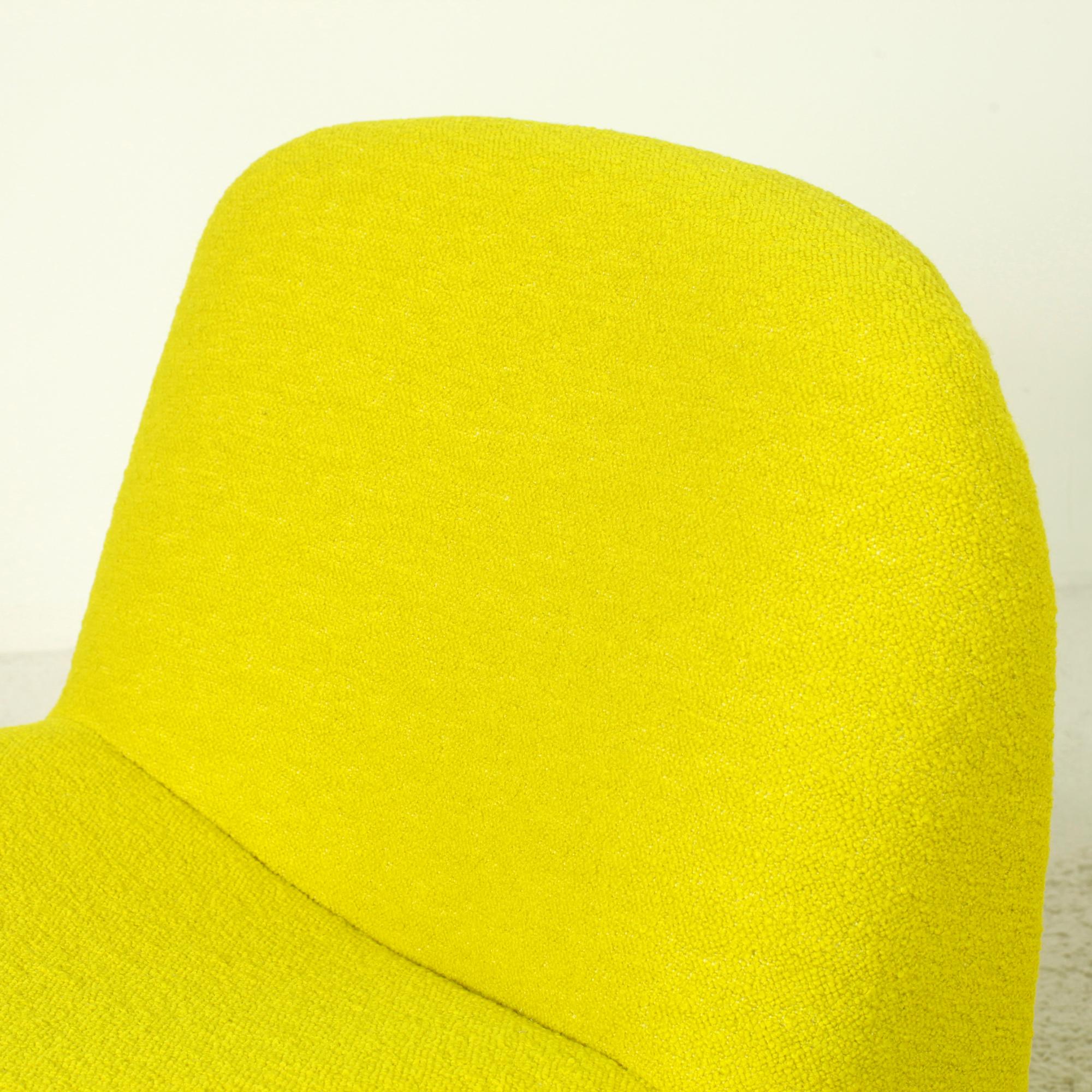 Alky Chair by Giancarlo Piretti in Yellow Bouclé for Castelli Italy 1970s For Sale 4
