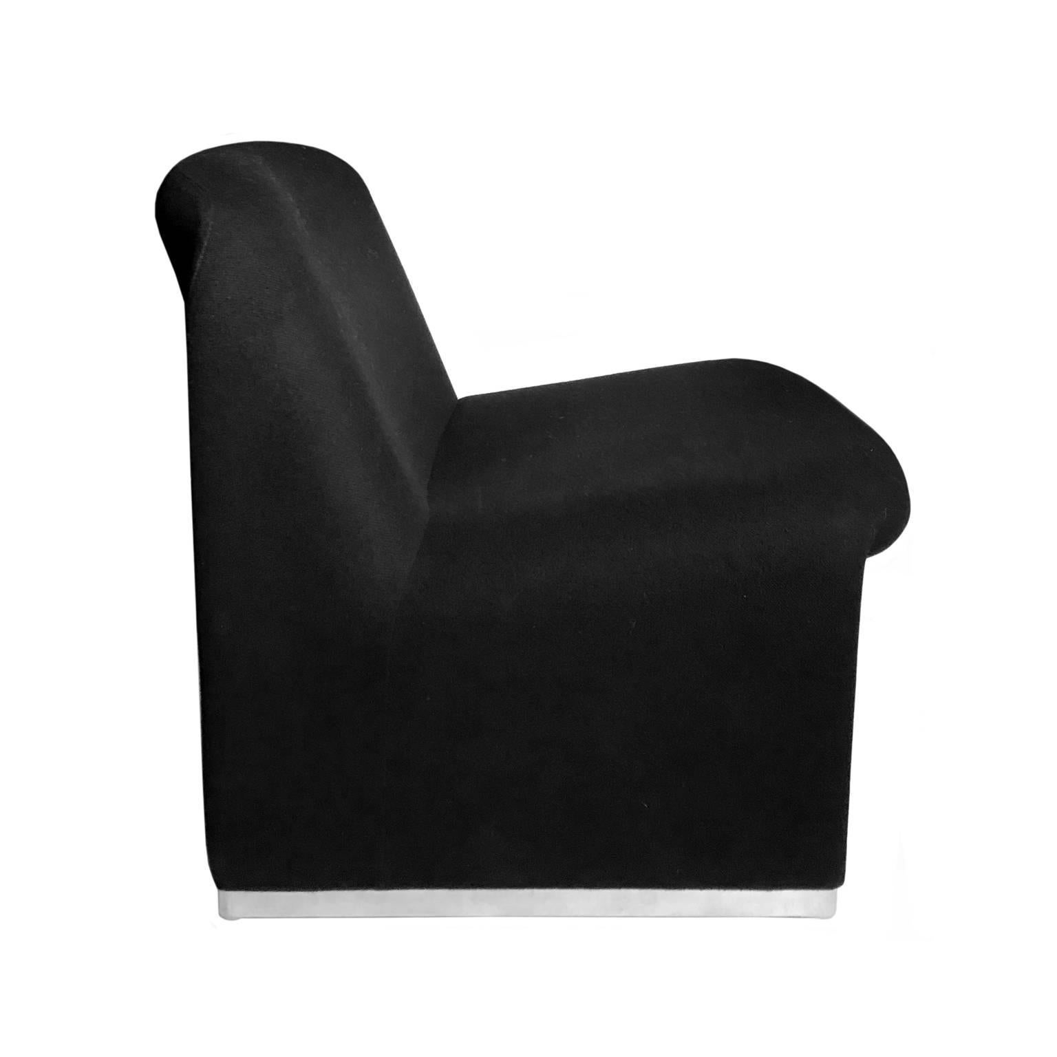 Alki chair in original black upholstery by Giancarlo Piretti for Castelli, Italy, 1970s.