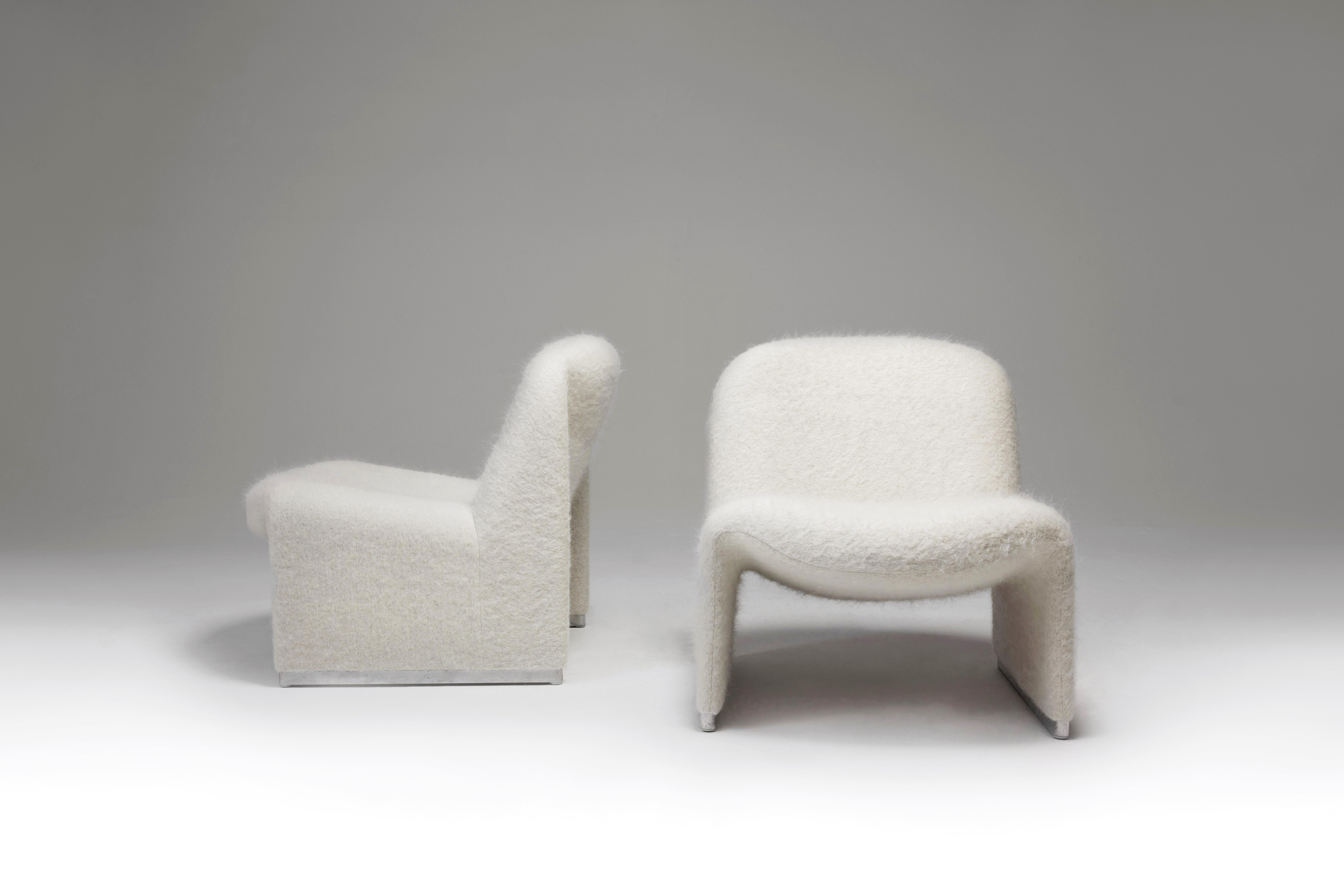 Mid-Century Modern Alky Chairs by Giancarlo Piretti for Artifort in Pierre Frey, 1970s, Set of 2 For Sale