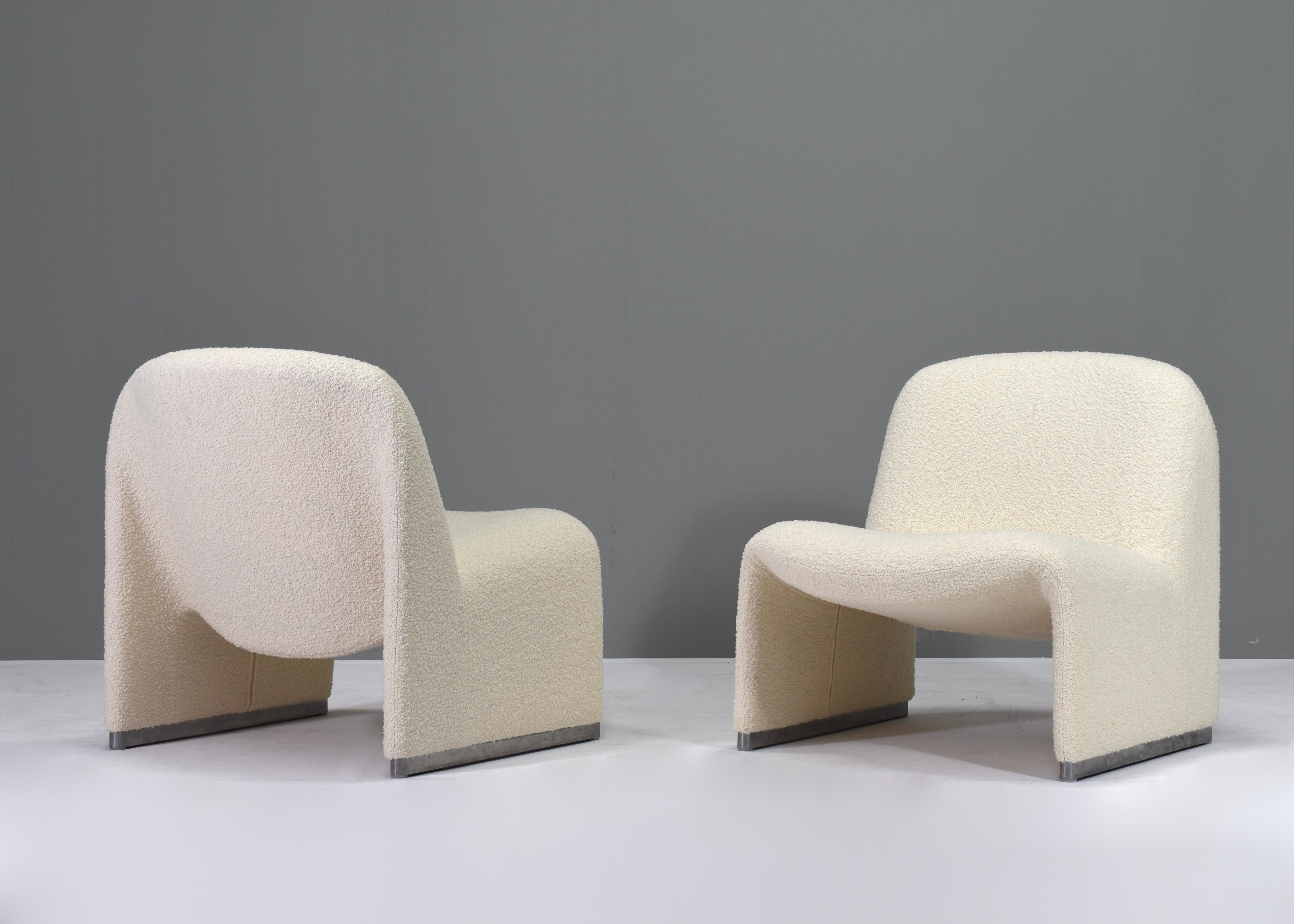 Alky Chairs by Giancarlo Piretti for Castelli New Upholstery, Italy, circa 1970 In Excellent Condition In Pijnacker, Zuid-Holland