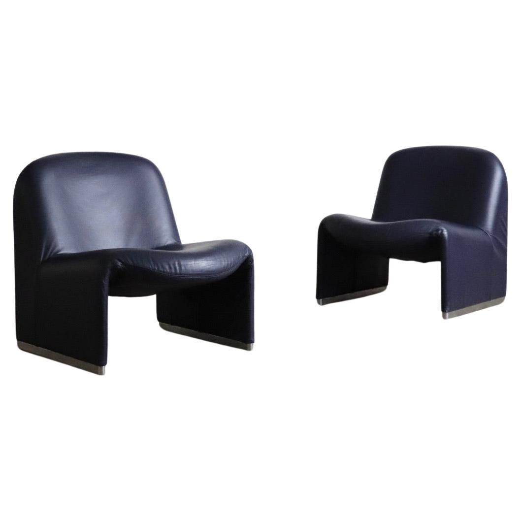 Alky Lounge chair in Indigo leather by Giancarlo Piretti for Castelli