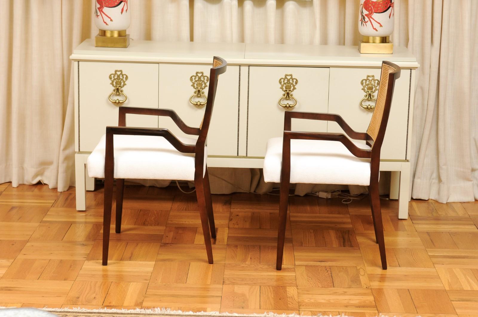 Set di 12 sedie da pranzo in canna di Michael Taylor, circa 1960. in vendita 4