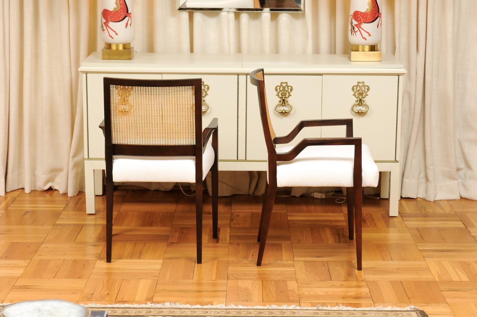 Set di 12 sedie da pranzo in canna di Michael Taylor, circa 1960. in vendita 1