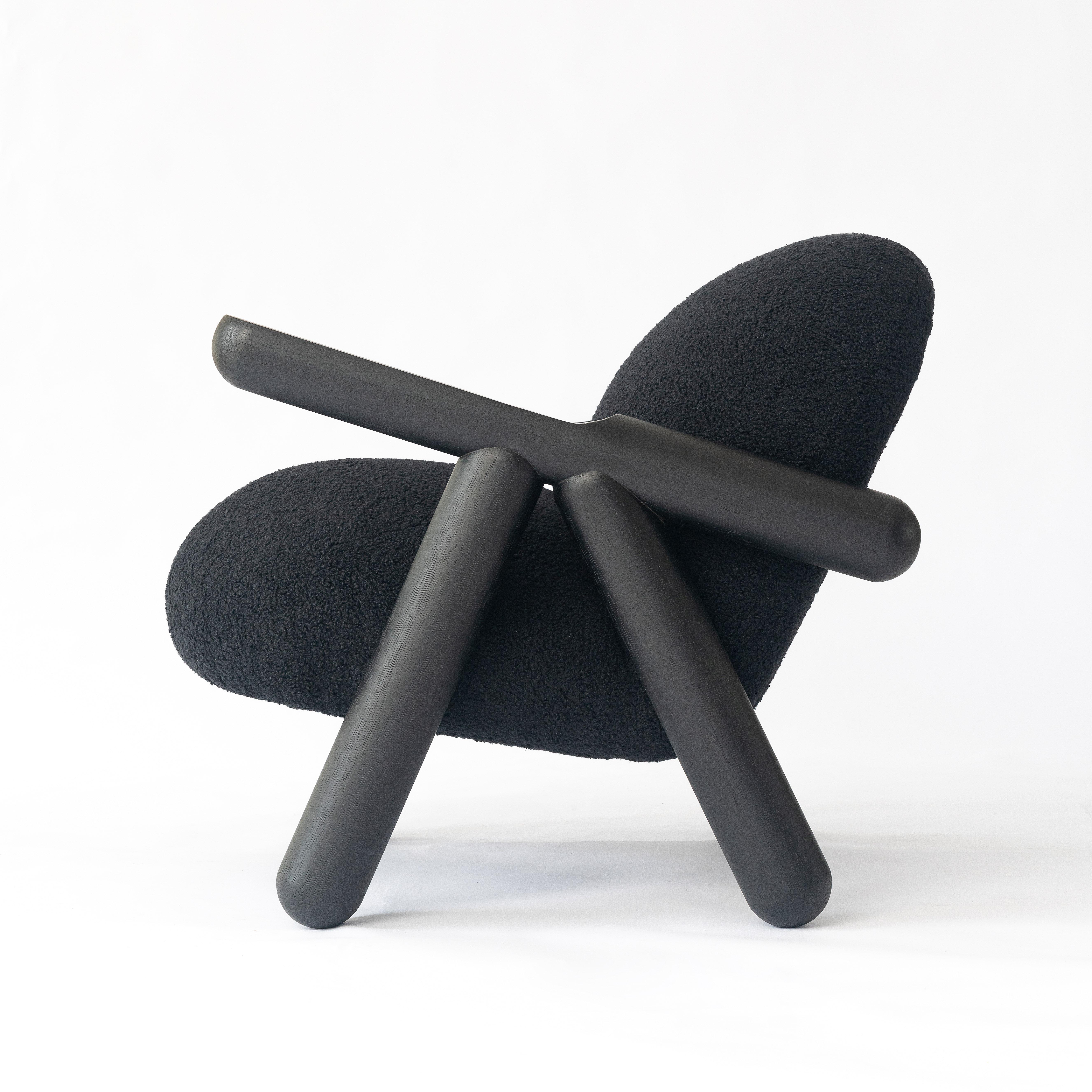 All Black Fartura Armchair in Neotenic Style by Tiago Curioni For Sale 1