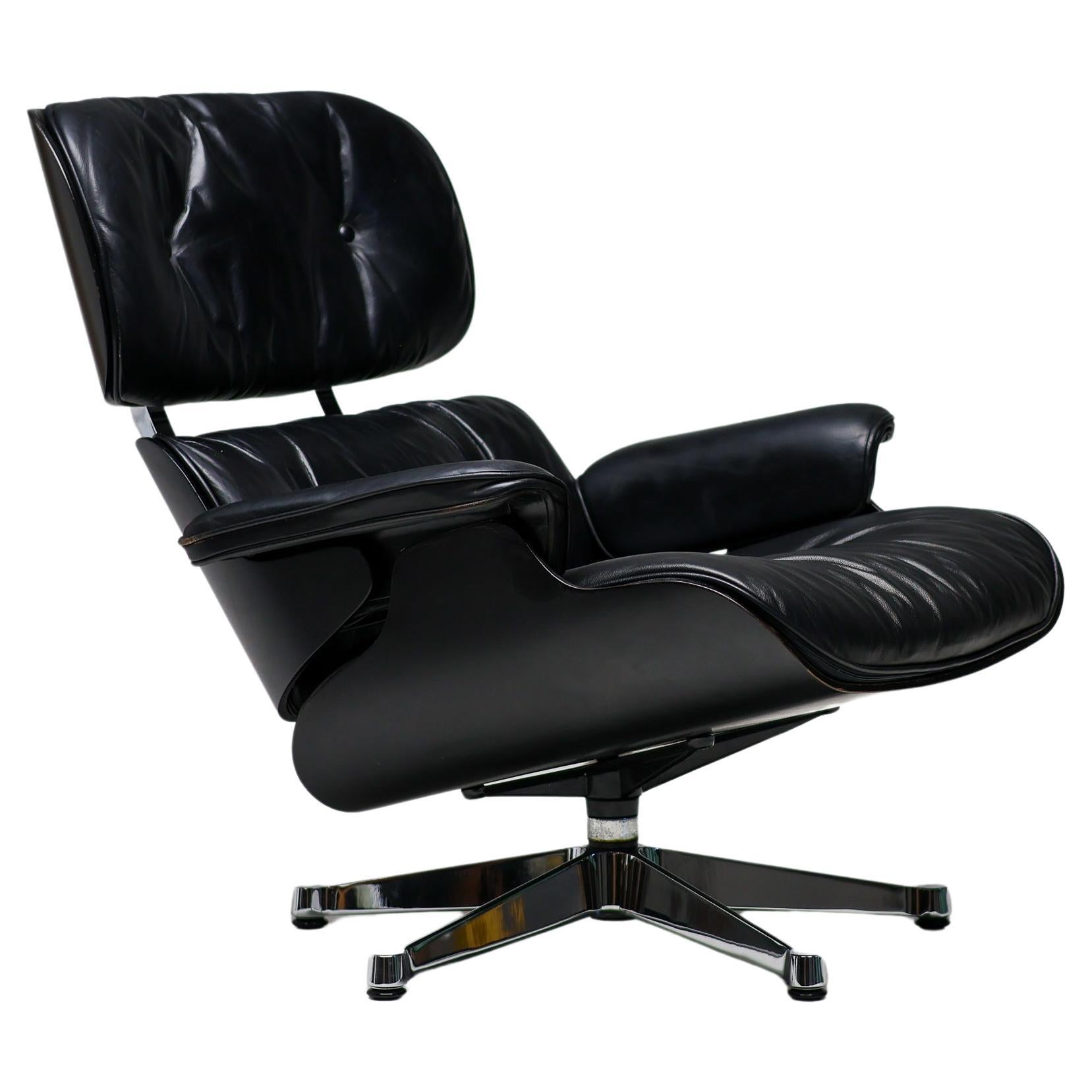 All Black Herman Miller Eames 670 Lounge Chair, 1979 For Sale