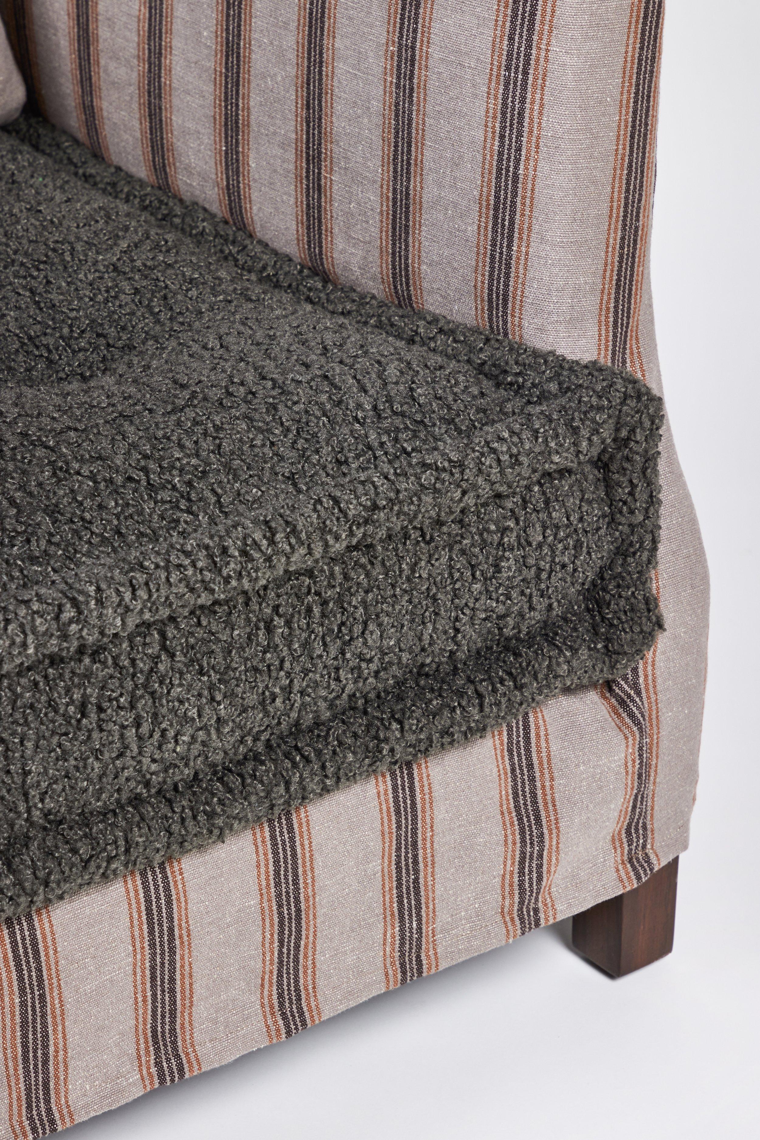 Silla de salón con brazos altos All Day de Martin and Brockett 7