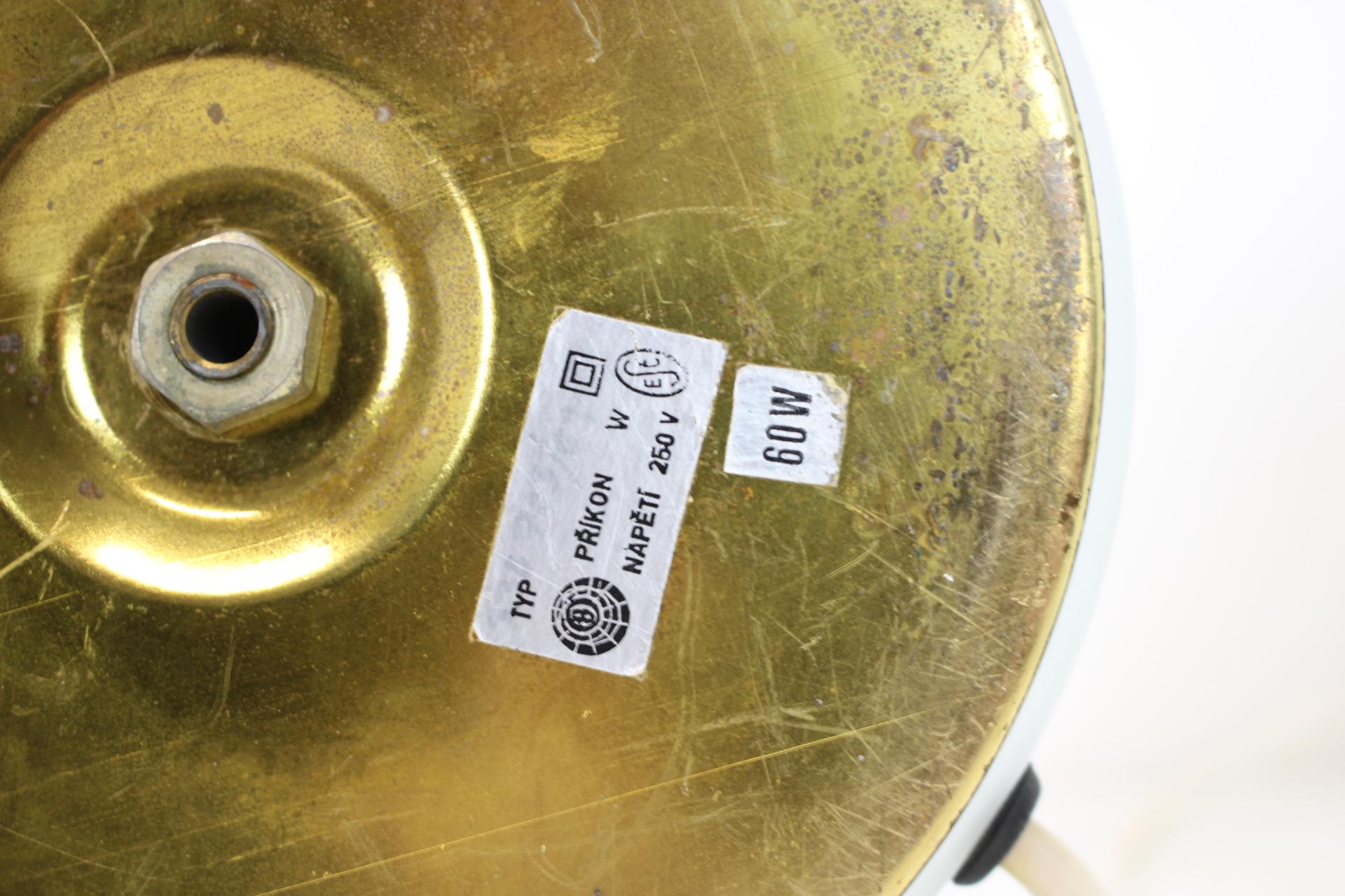 Metà XX secolo Lampada da tavolo in vetro di Valasske Mezirici, 1960, Cecoslovacchia in vendita
