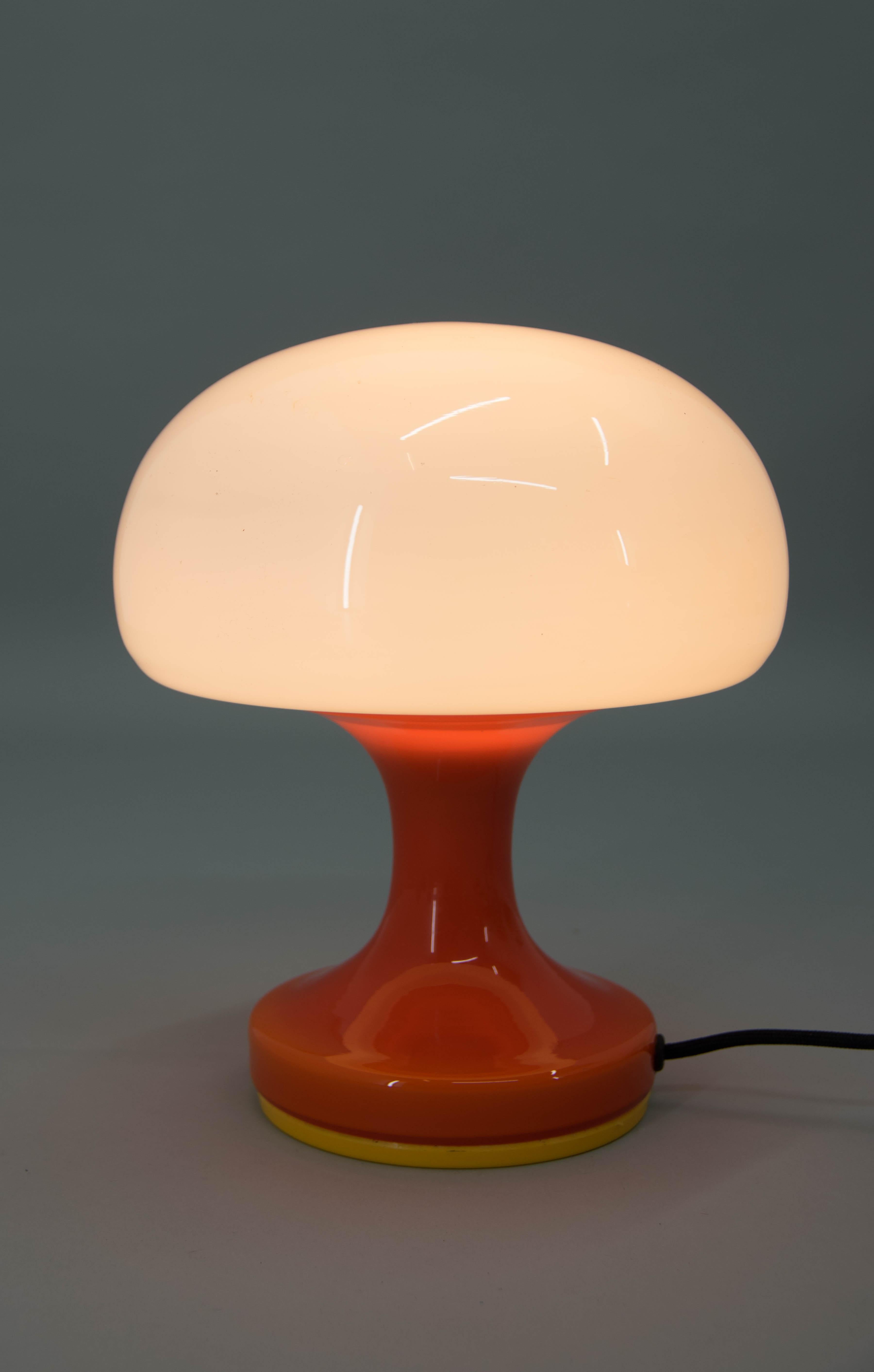 Mid-Century Modern All Glass Table Lamp by Valasske Mezirici, 1970s For Sale