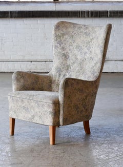Sedia da salotto alta Highback con Silhouette alta e sottile Danimarca 1950