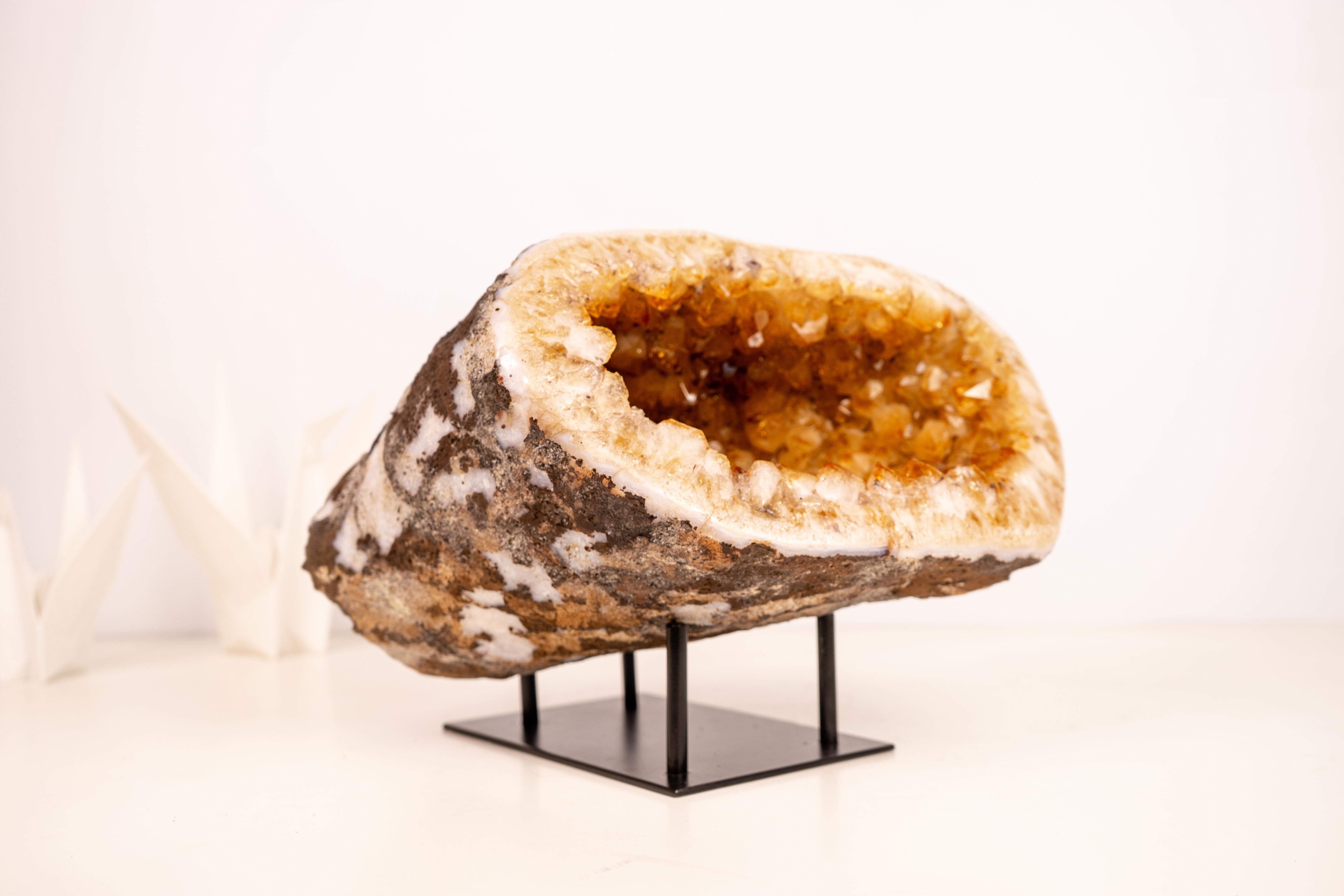 Géode de Citrine Naturelle Grotte avec pointes de Citrine Orange - Géode en forme d'OVNI en vente 4