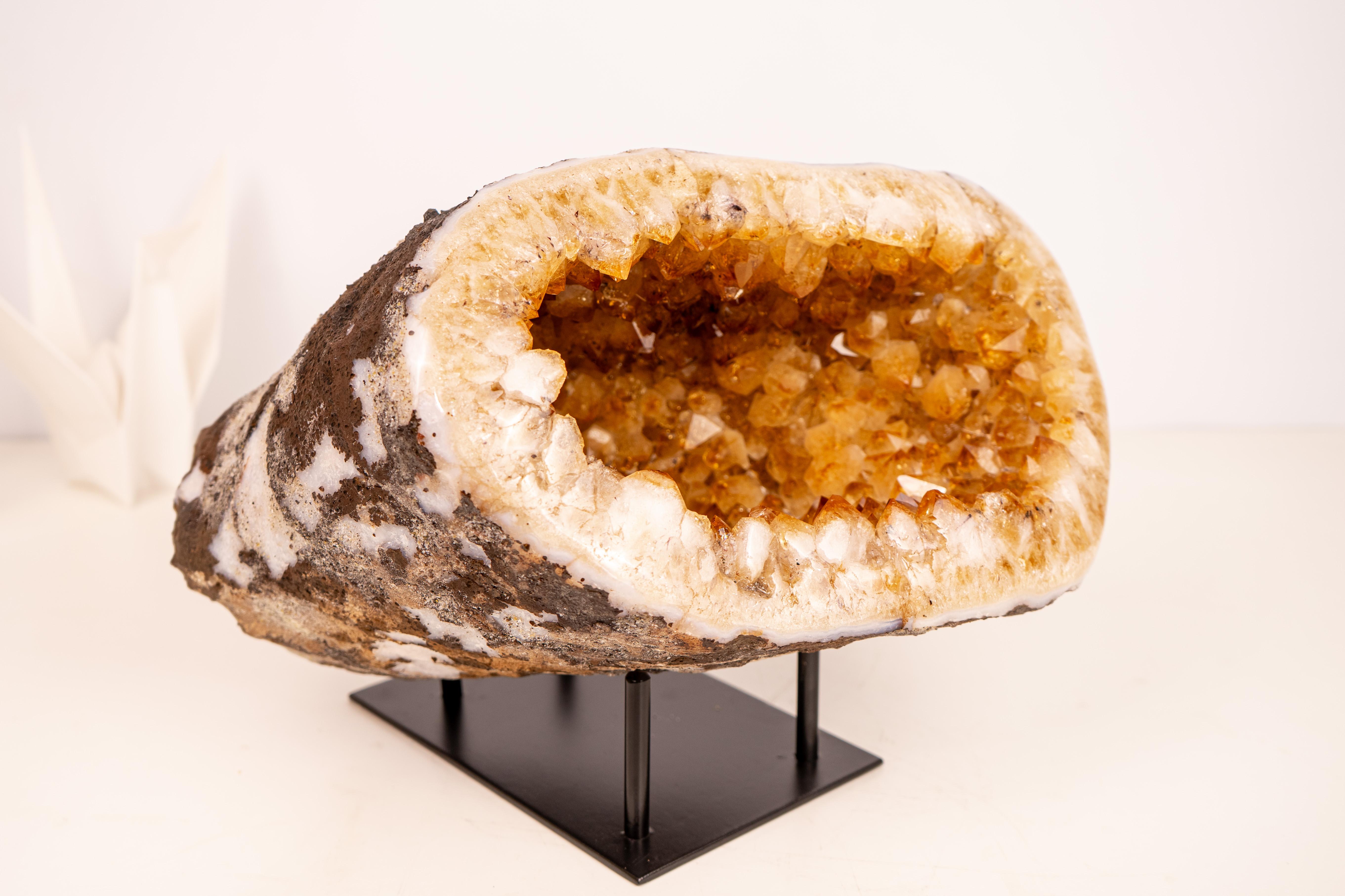 Géode de Citrine Naturelle Grotte avec pointes de Citrine Orange - Géode en forme d'OVNI en vente 5