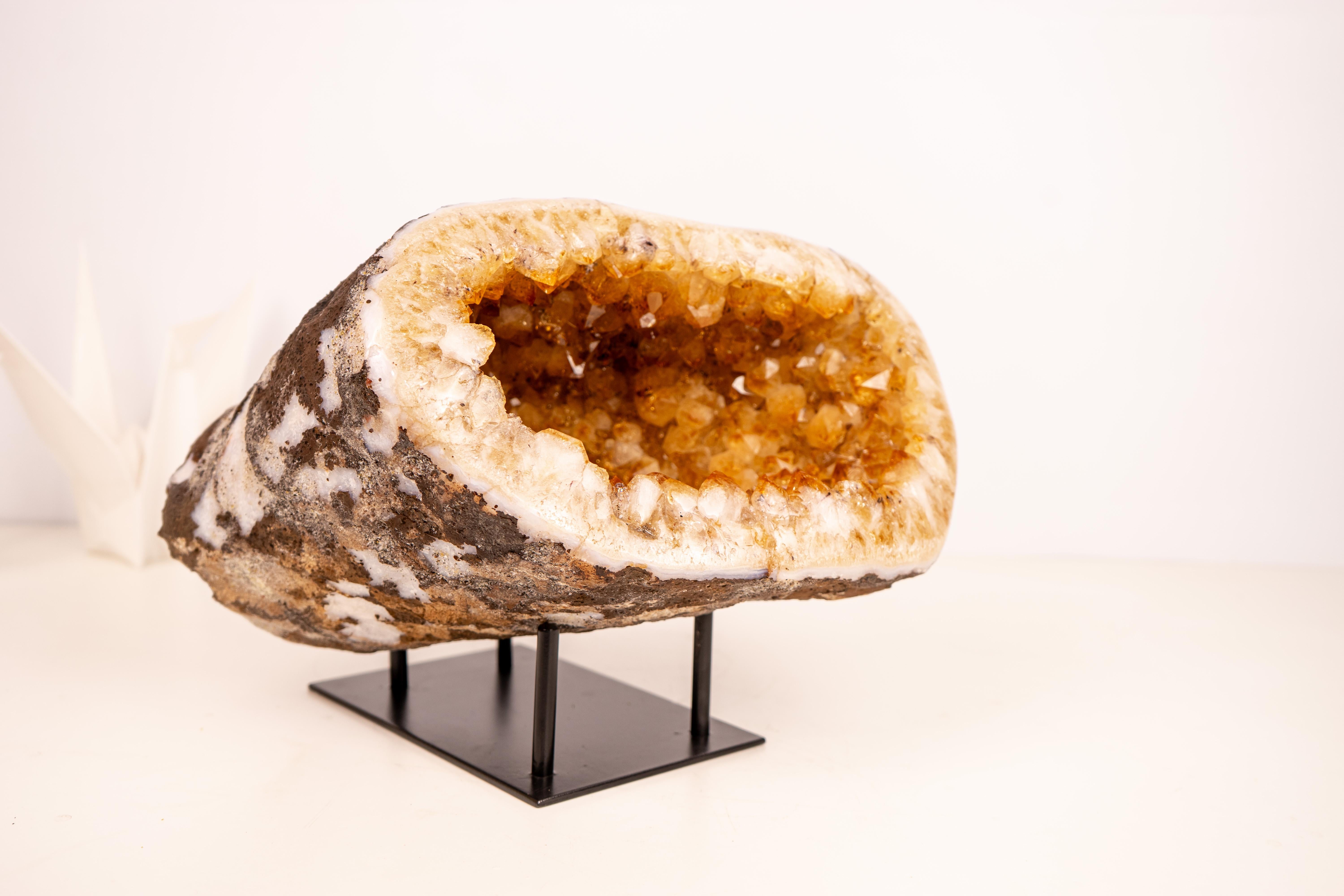 Géode de Citrine Naturelle Grotte avec pointes de Citrine Orange - Géode en forme d'OVNI en vente 6